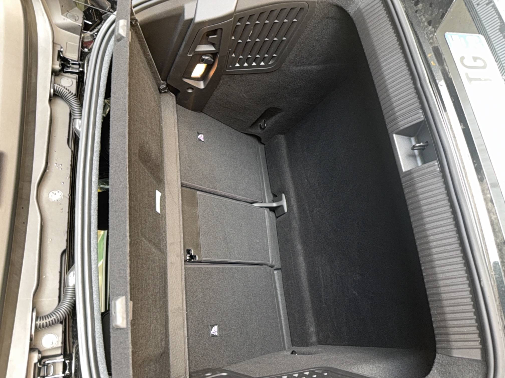 Vente en ligne Renault Scenic E-Tech Scenic E-Tech électrique 220 ch grande autonomie au prix de 52 390 €