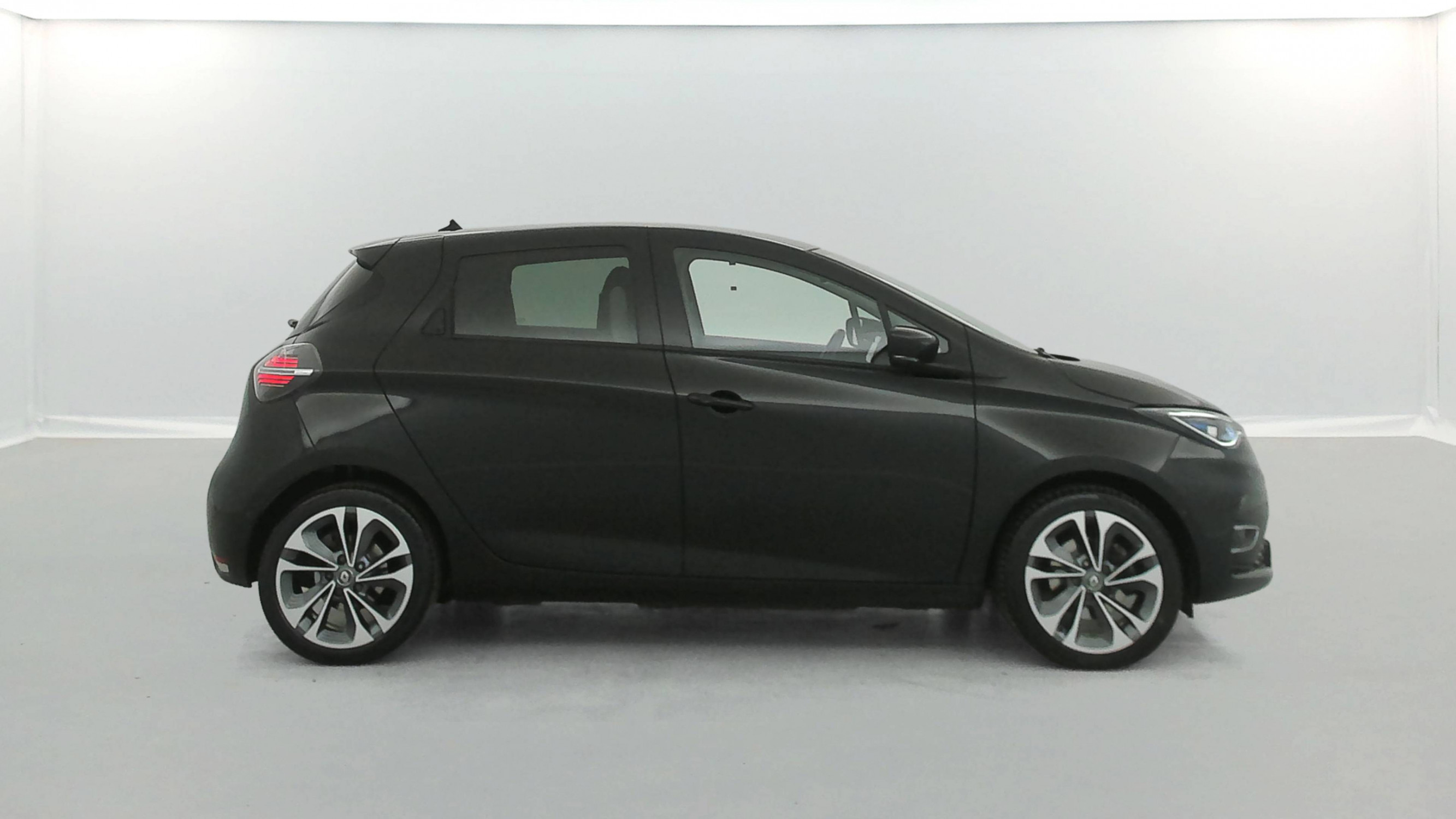Vente en ligne Renault Zoé Zoe R135 - 22B au prix de 16 790 €