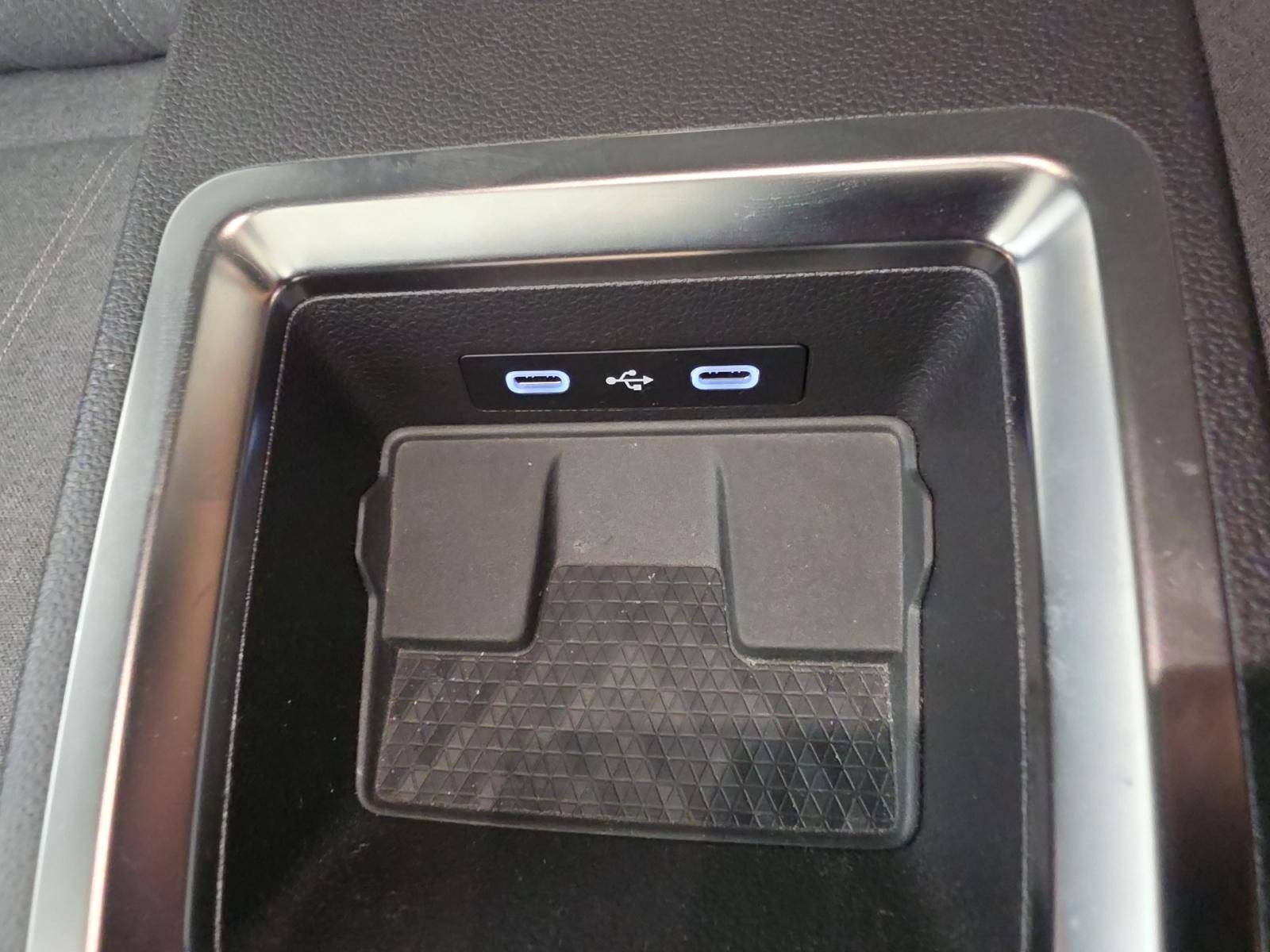 Vente en ligne Renault Megane E-Tech  EV40 130ch standard charge au prix de 17 900 €