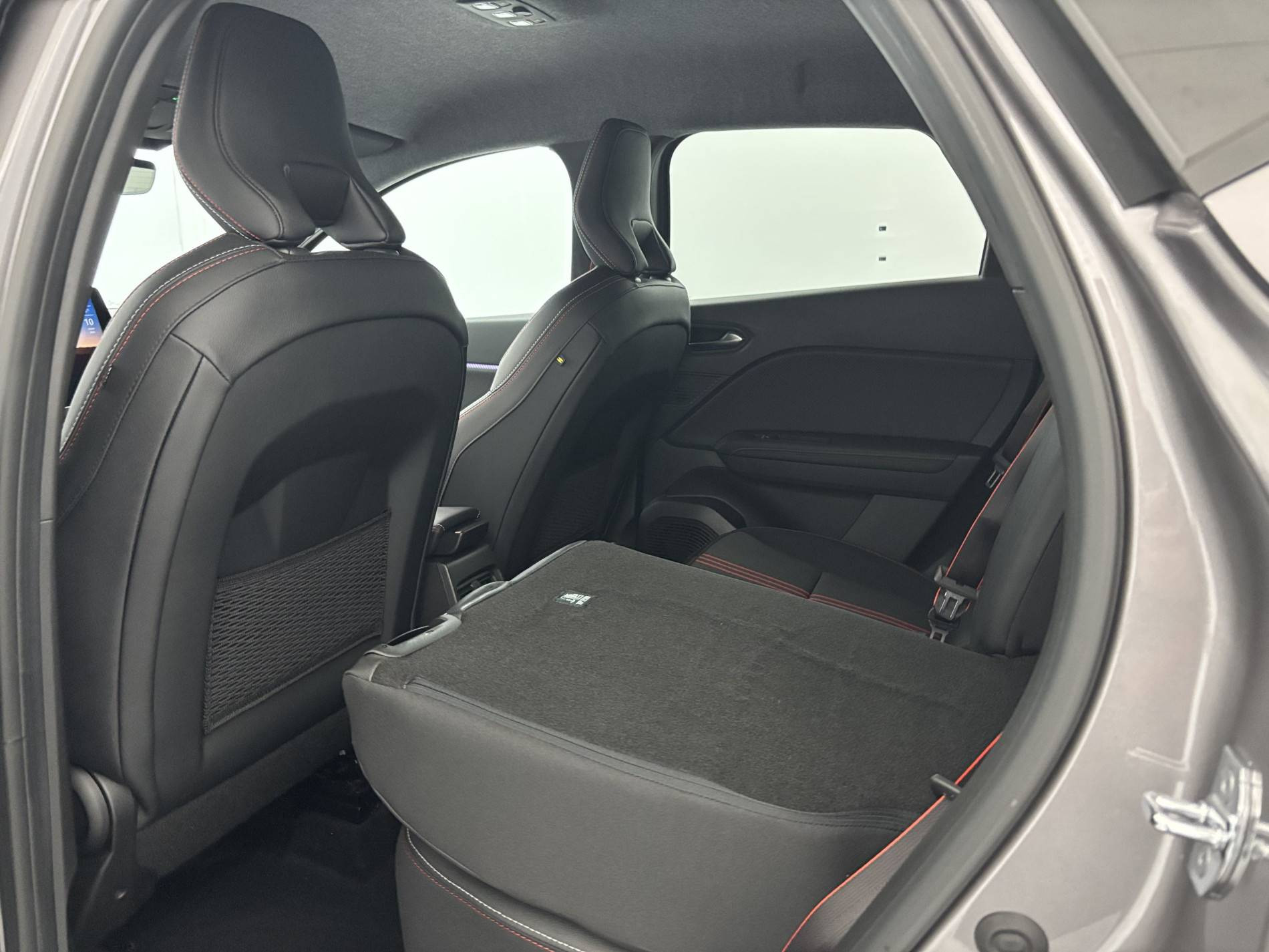 Vente en ligne Renault Captur  mild hybrid 140 au prix de 19 490 €