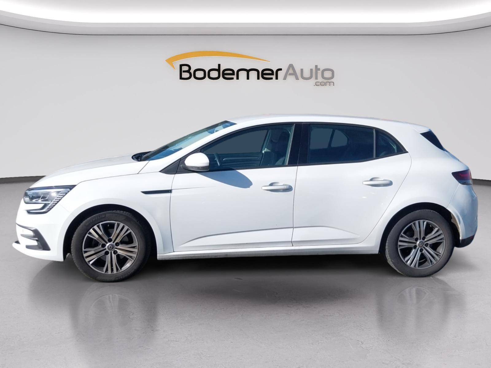 Vente en ligne Renault Megane 4  Blue dCi 115 au prix de 14 290 €