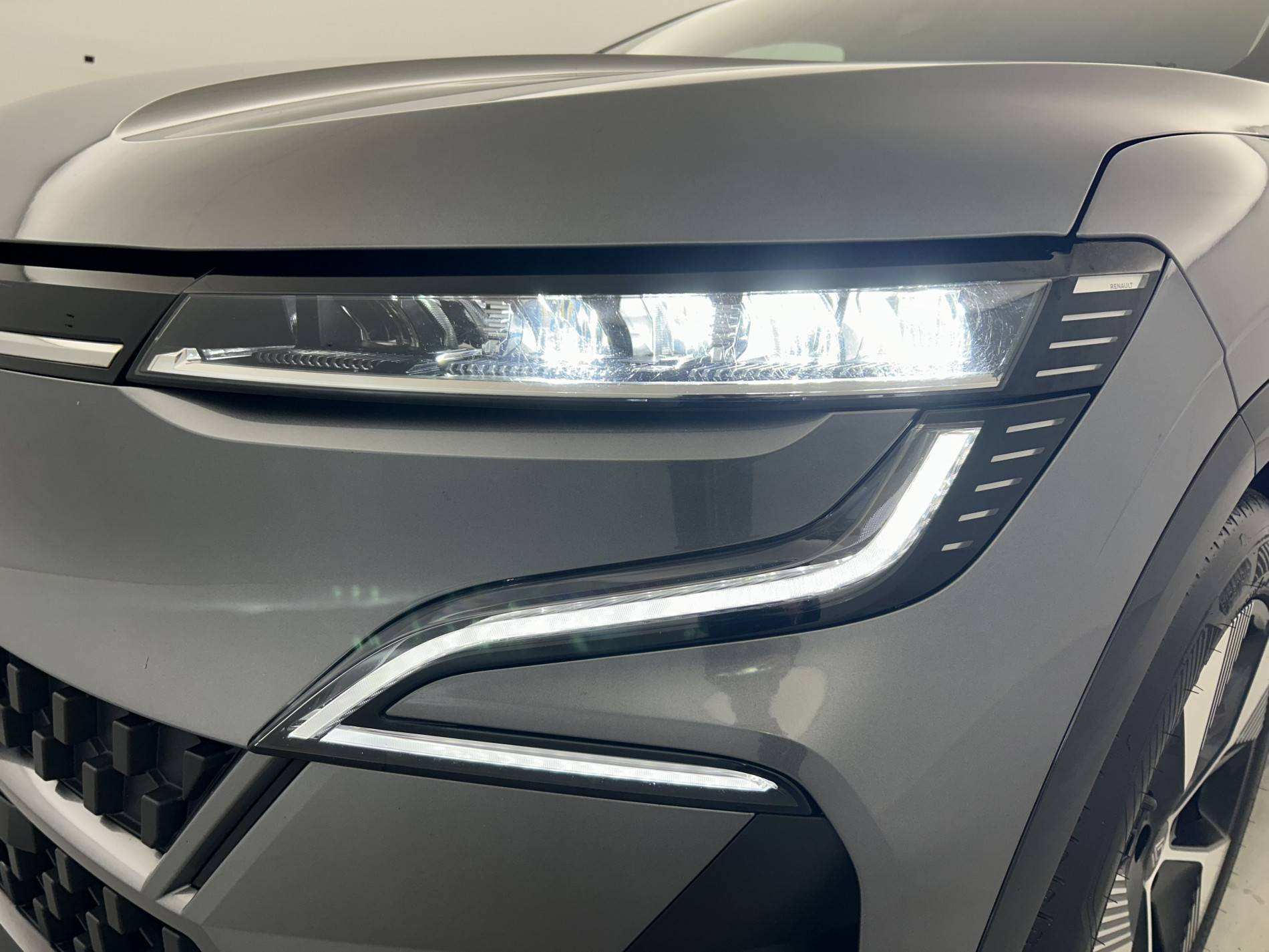 Vente en ligne Renault Megane E-Tech  EV40 130ch standard charge au prix de 19 490 €