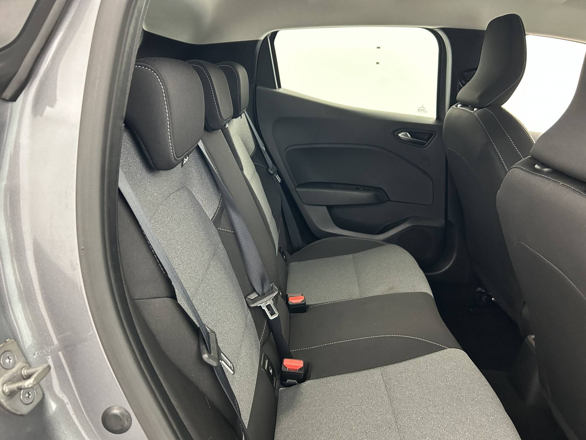 Vente en ligne Renault Clio 5 Clio TCe 90 au prix de 15 490 €