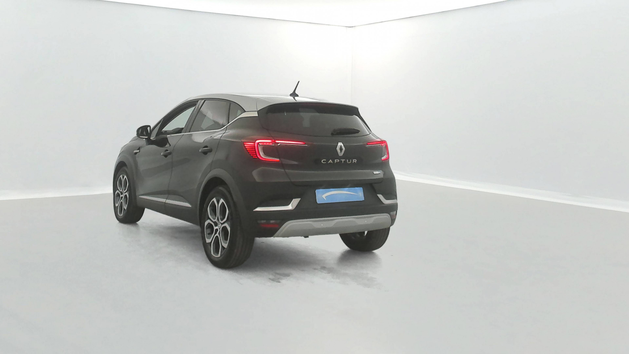 Vente en ligne Renault Captur  E-Tech 145 - 21 au prix de 19 790 €