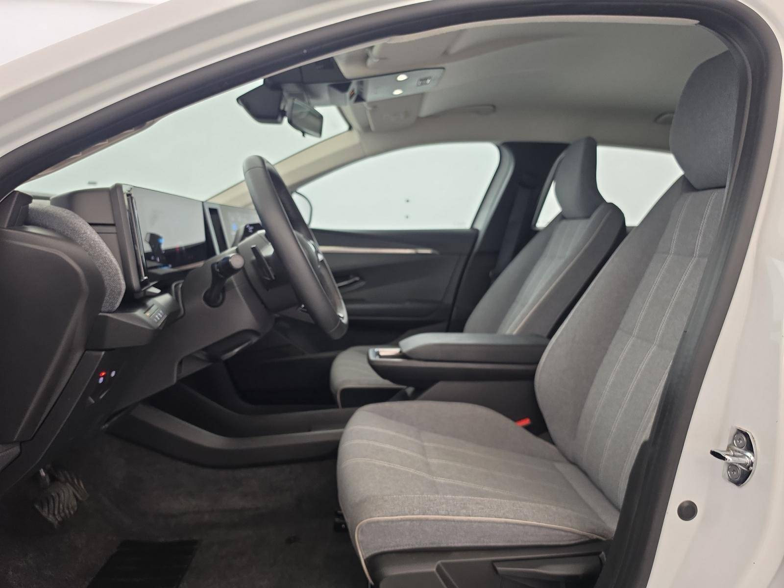 Vente en ligne Renault Megane E-Tech  EV40 130ch standard charge au prix de 17 900 €