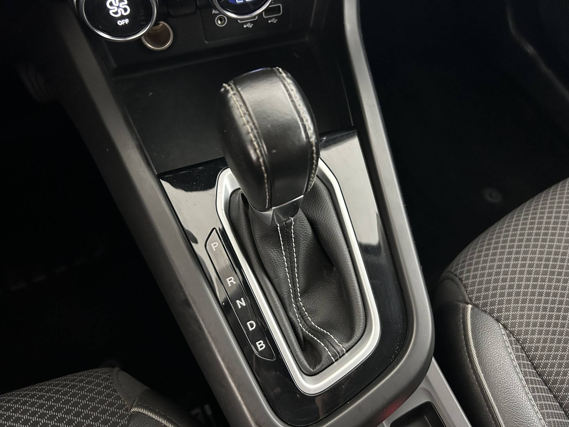 Vente en ligne Renault Arkana  E-Tech 145 - 21B au prix de 15 990 €