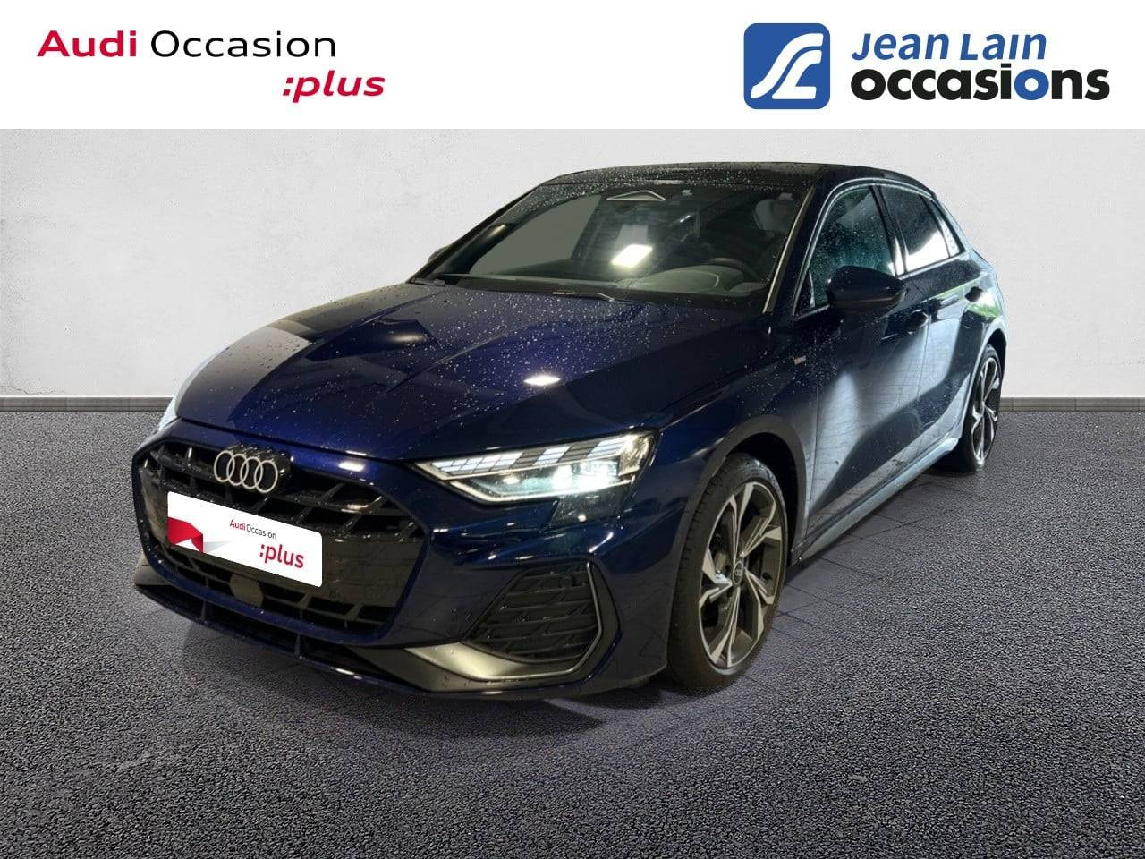 Vente en ligne AUDI A3 SPORTBACK A3 Sportback TFSI Mild Hybrid 150 S tronic 7 S line de 2025 au prix de 37 490 €