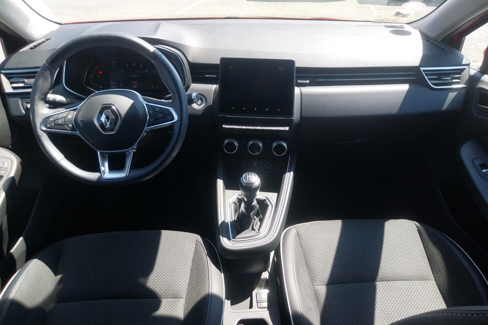 Vente en ligne Renault Clio 5 Clio TCe 100 au prix de 13 490 €