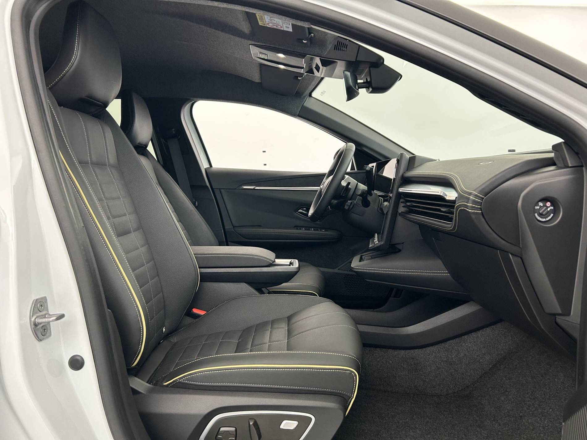 Vente en ligne Renault Megane E-Tech  220 ch autonomie confort GSR2 au prix de 32 791 €