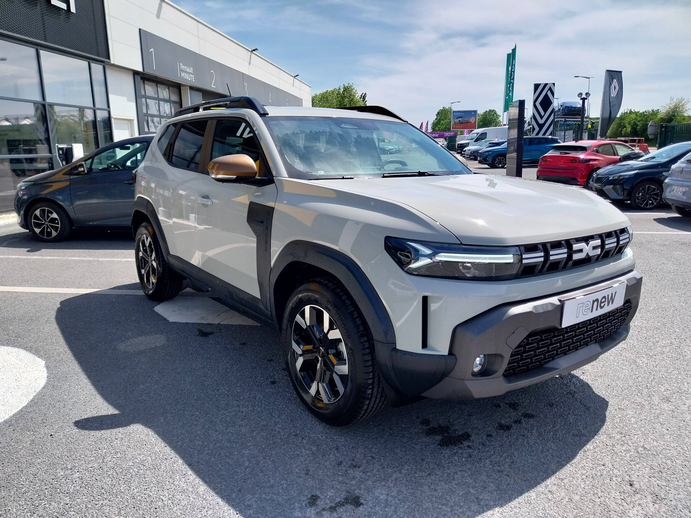 Vente en ligne Dacia Duster  Hybrid 140 au prix de 27 200 €