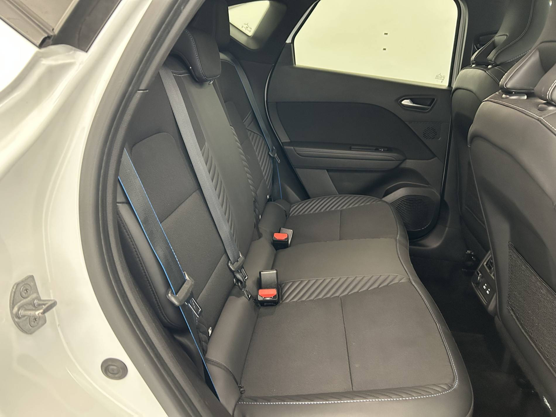 Vente en ligne Renault Captur  E-Tech full hybrid 145 ch au prix de 25 790 €