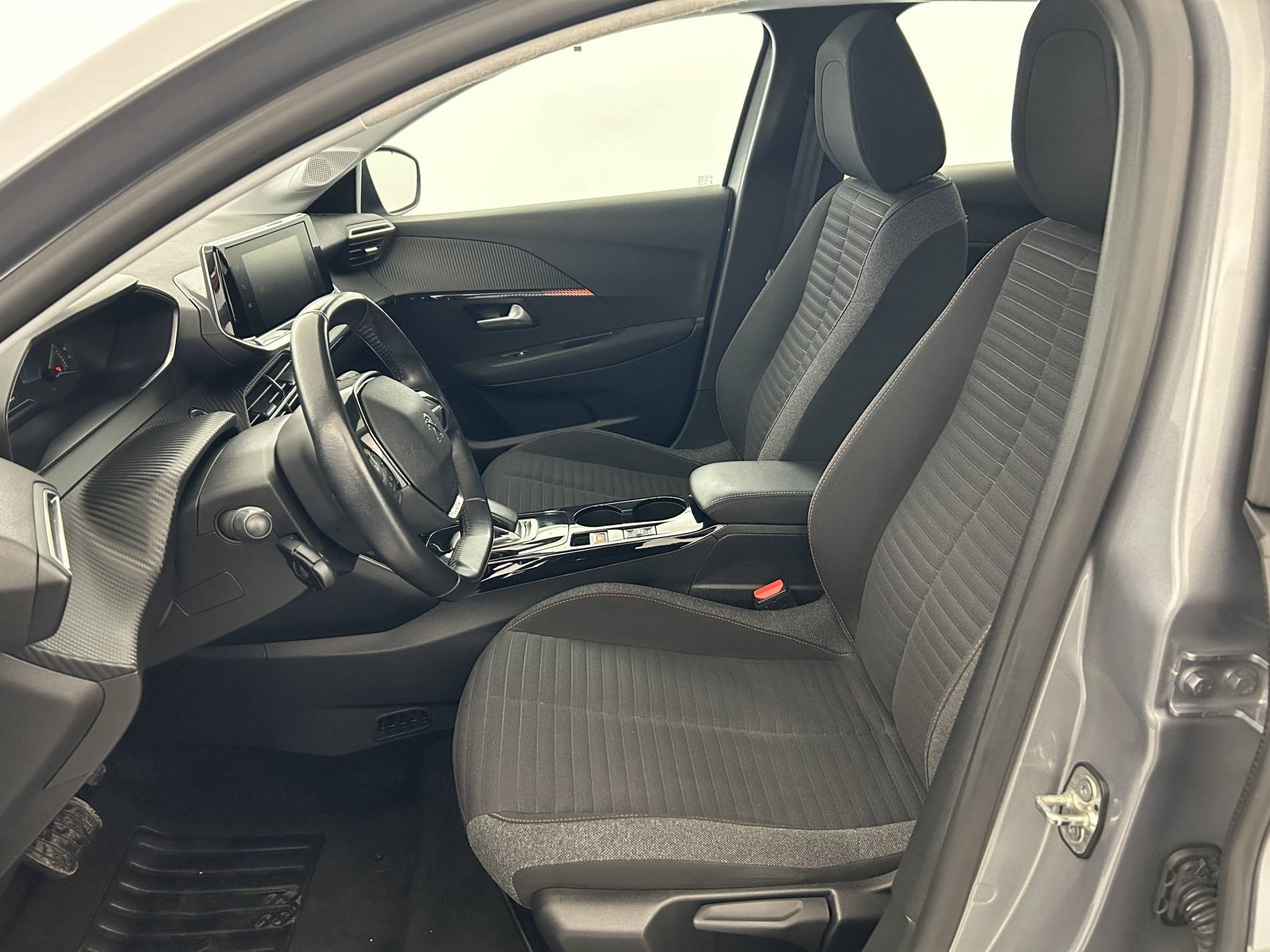 Vente en ligne Peugeot E-208 208 Electrique 50 kWh 136ch au prix de 12 390 €