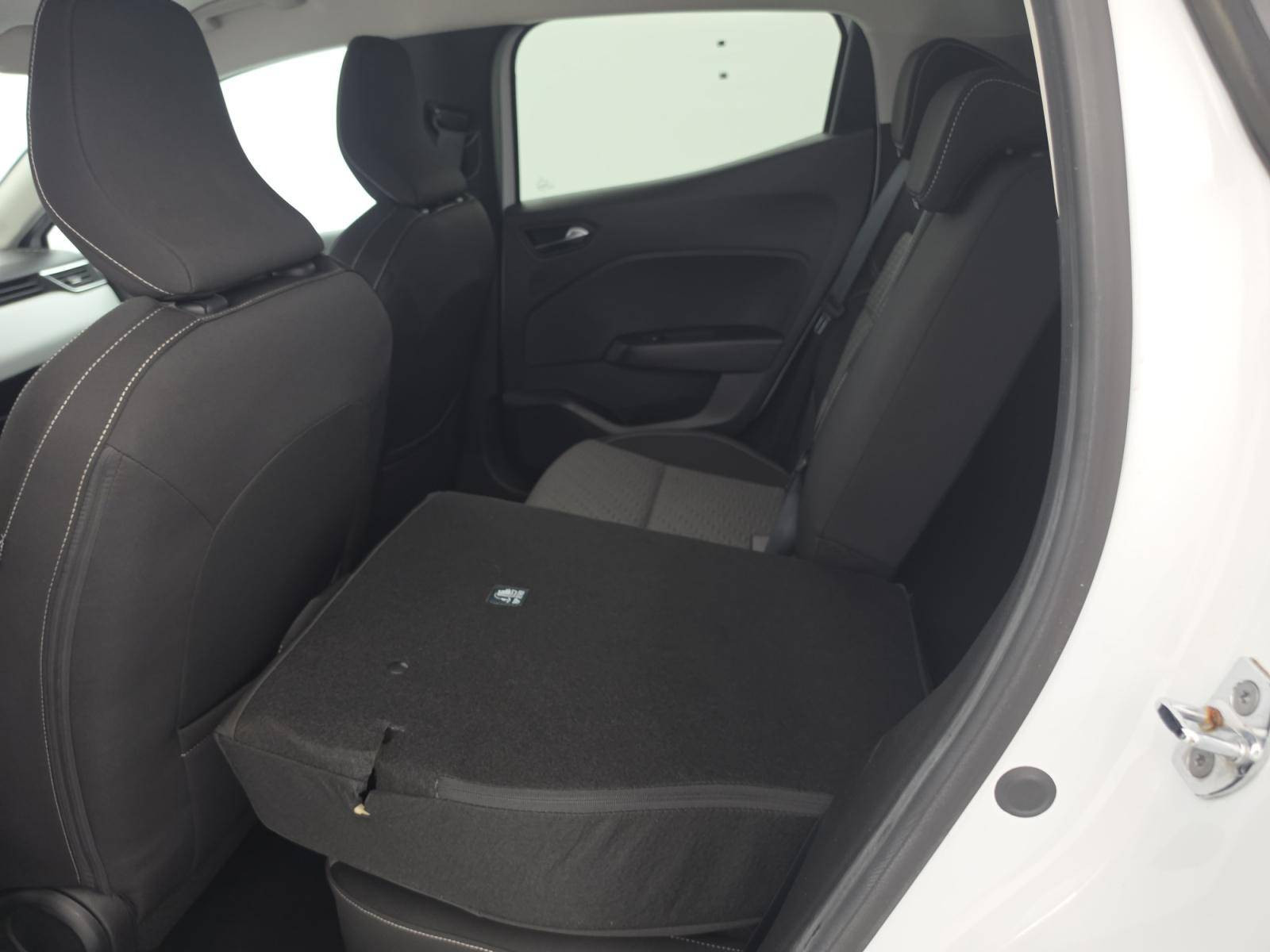 Vente en ligne Renault Clio 5 Clio TCe 90 au prix de 13 999 €