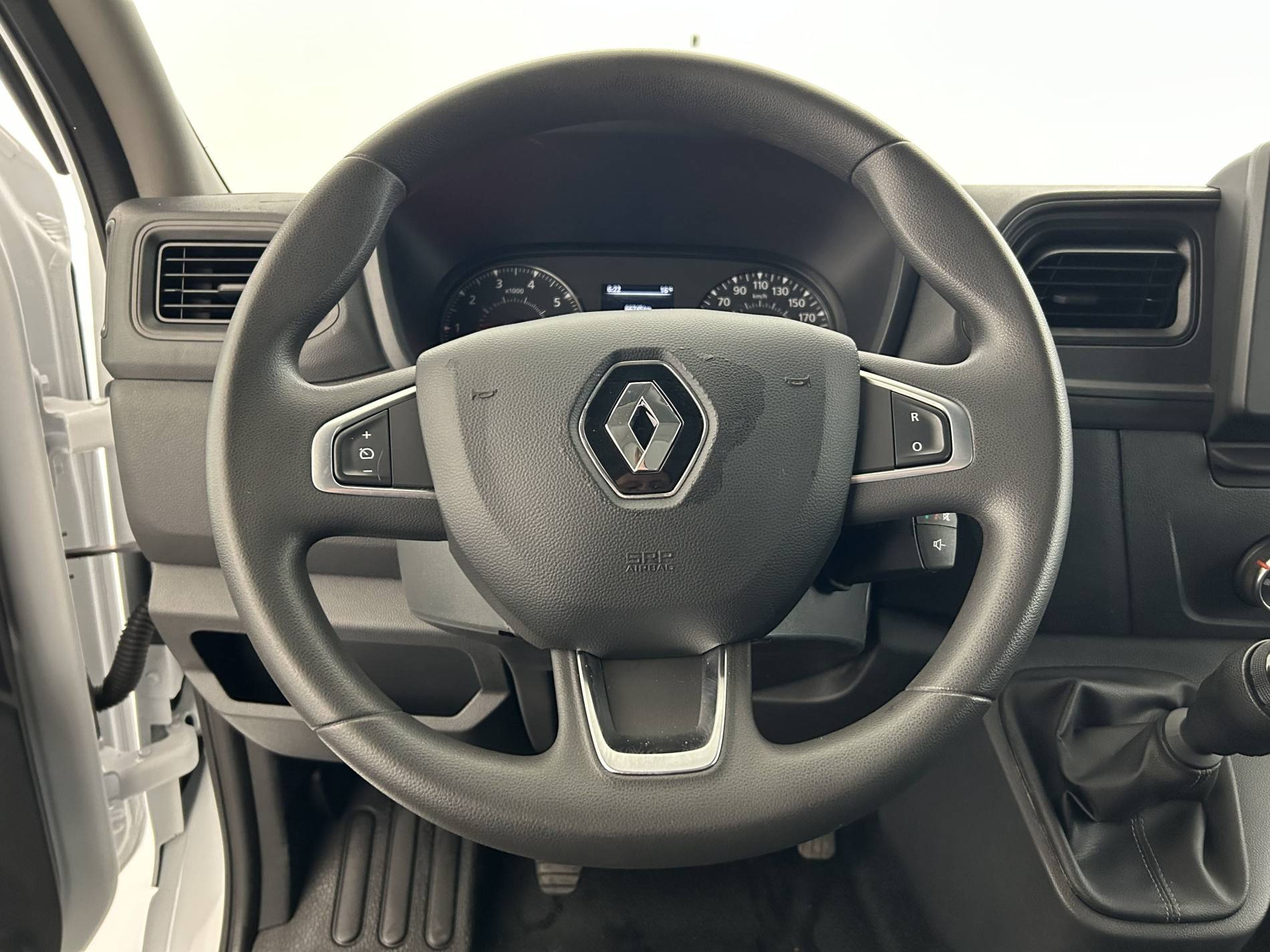 Vente en ligne Renault Master Fourgon MASTER FGN TRAC F3500 L2H2 BLUE DCI 135 au prix de 24 590 €