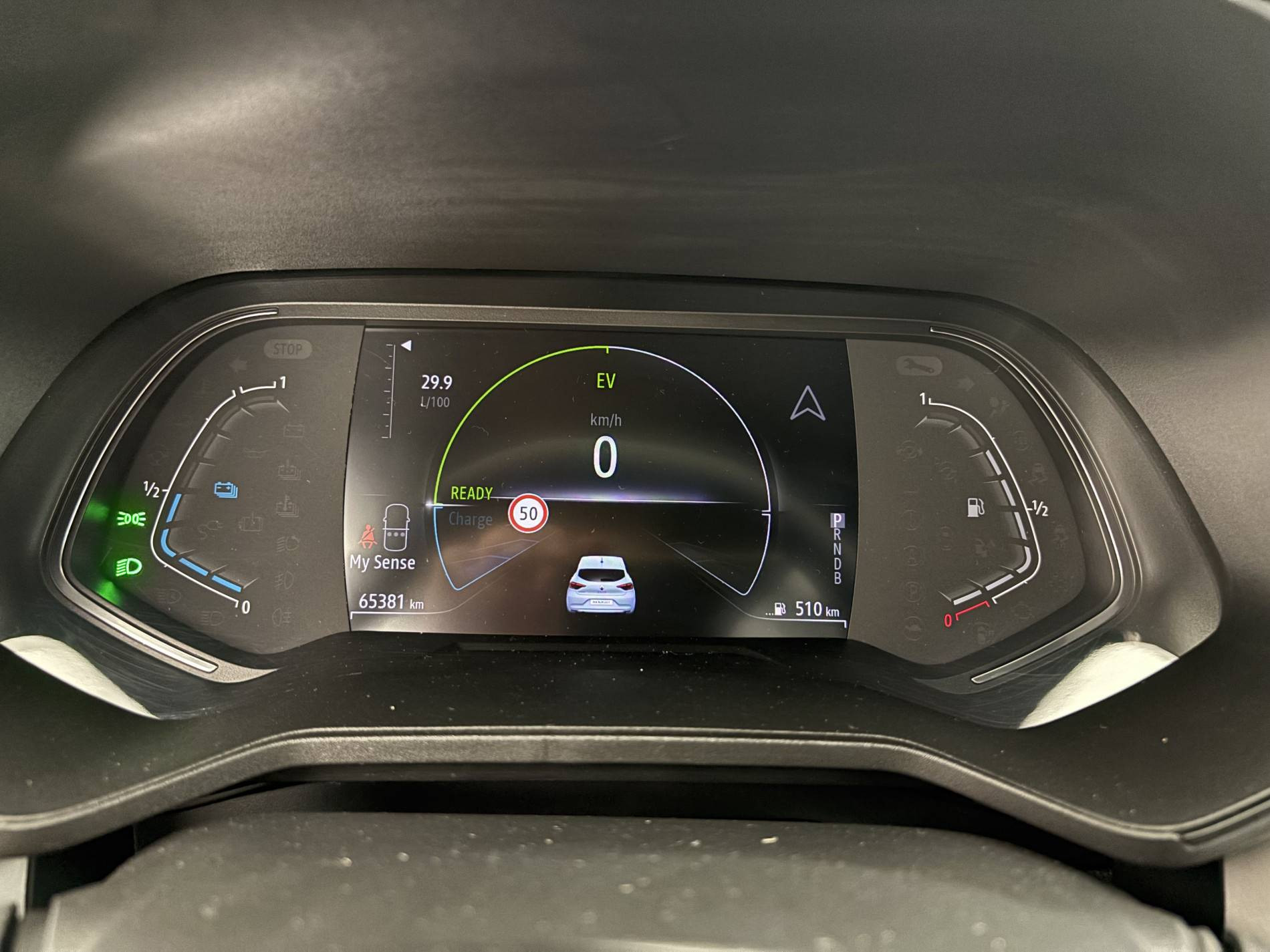 Vente en ligne Renault Clio 5 Clio E-Tech full hybrid 145 au prix de 15 890 €