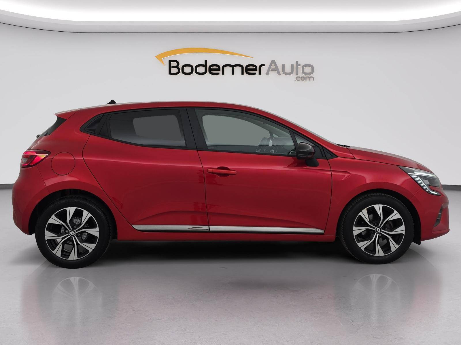 Vente en ligne Renault Clio 5 Clio TCe 90 au prix de 14 890 €