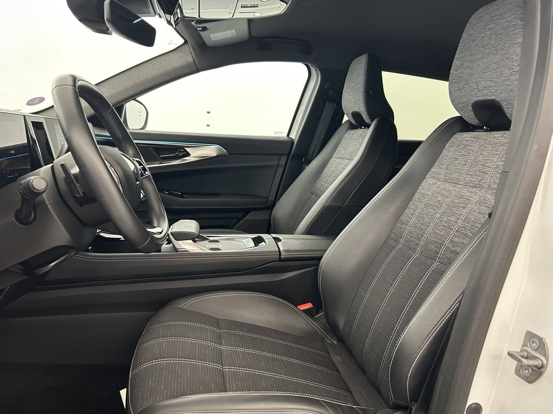 Vente en ligne Renault Austral  E-Tech hybrid 200 au prix de 27 990 €
