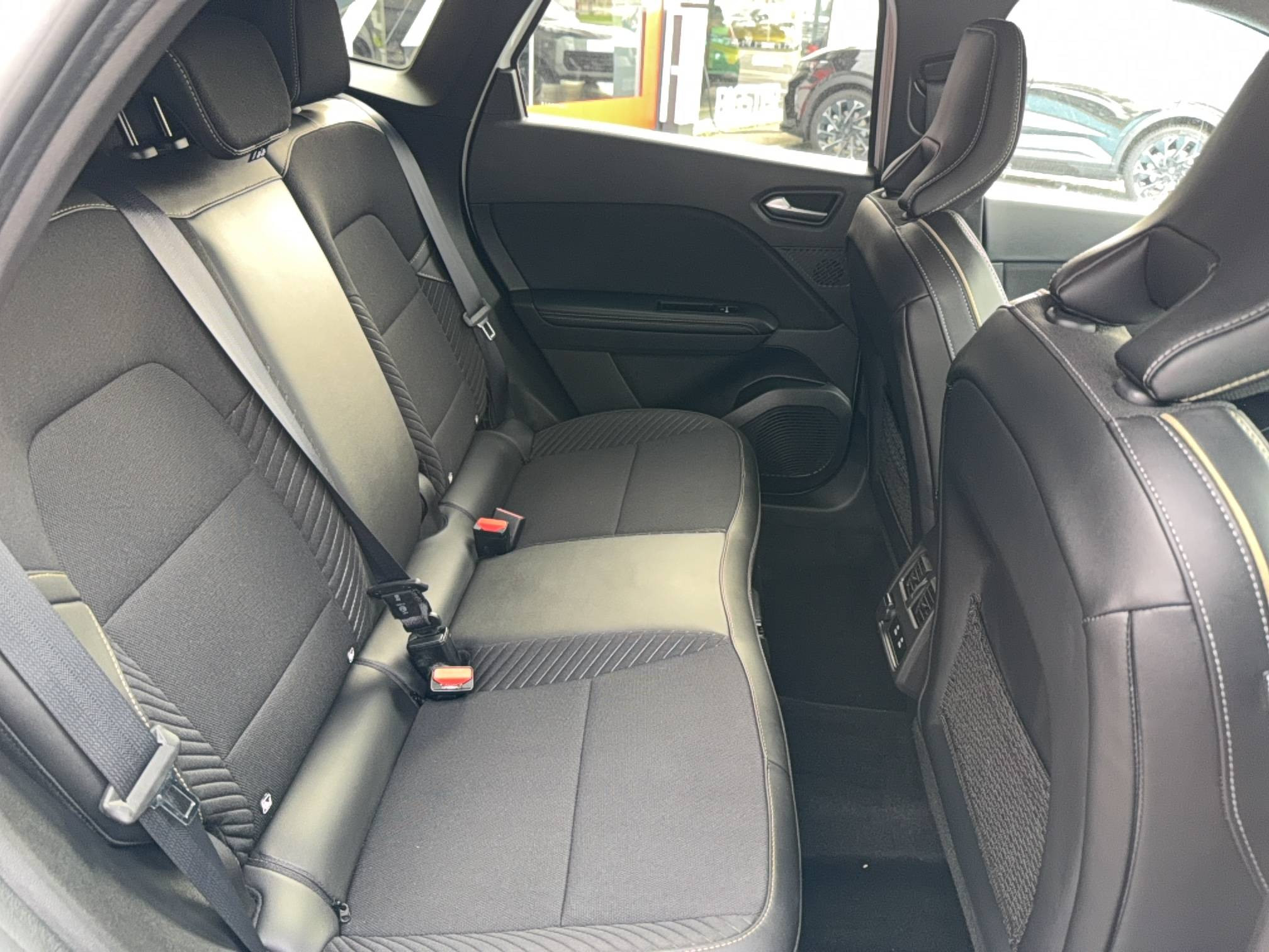Vente en ligne Renault Symbioz  E-Tech full hybrid 145 au prix de 30 990 €