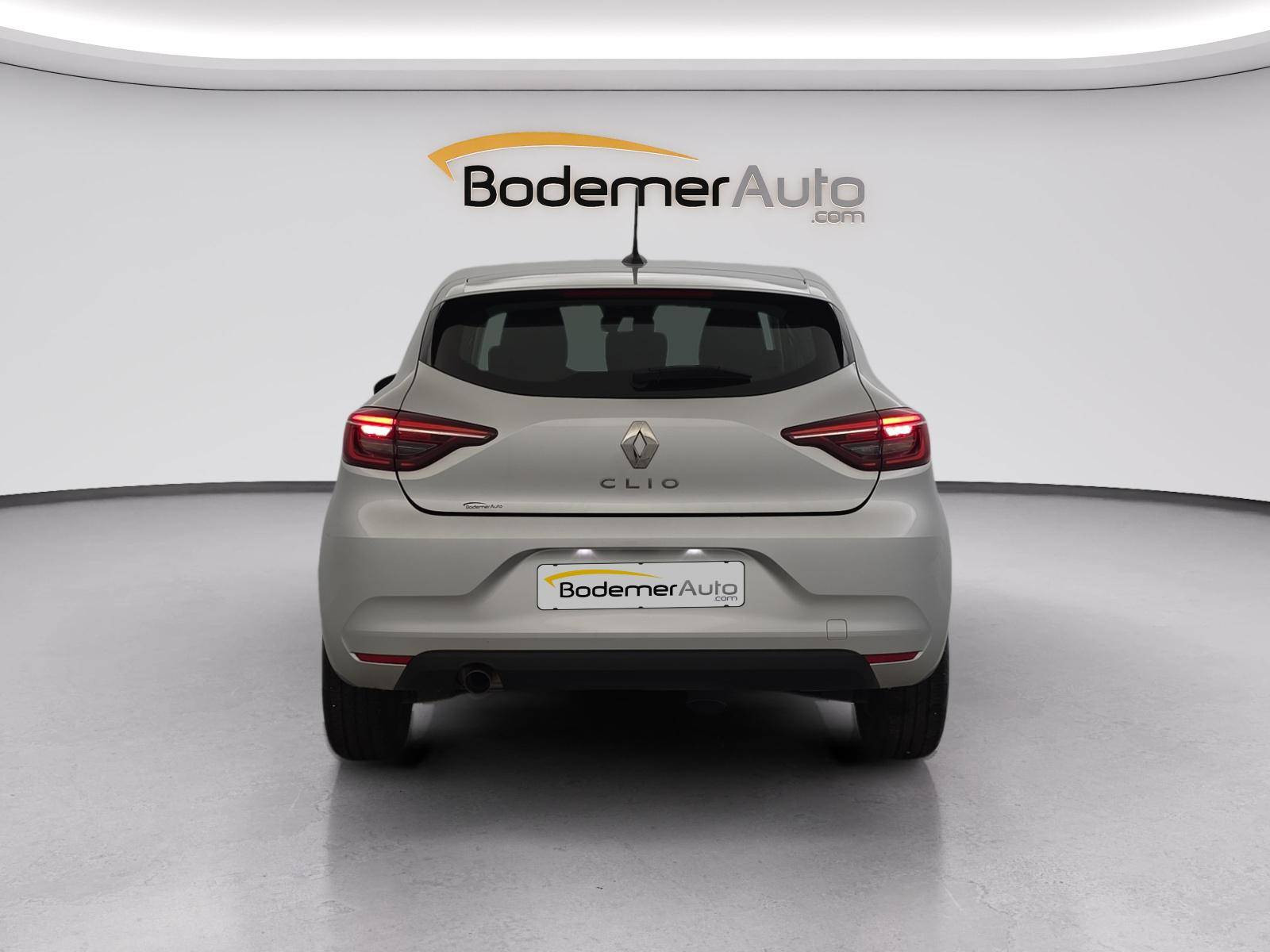 Vente en ligne Renault Clio 5 Clio TCe 90 au prix de 13 290 €