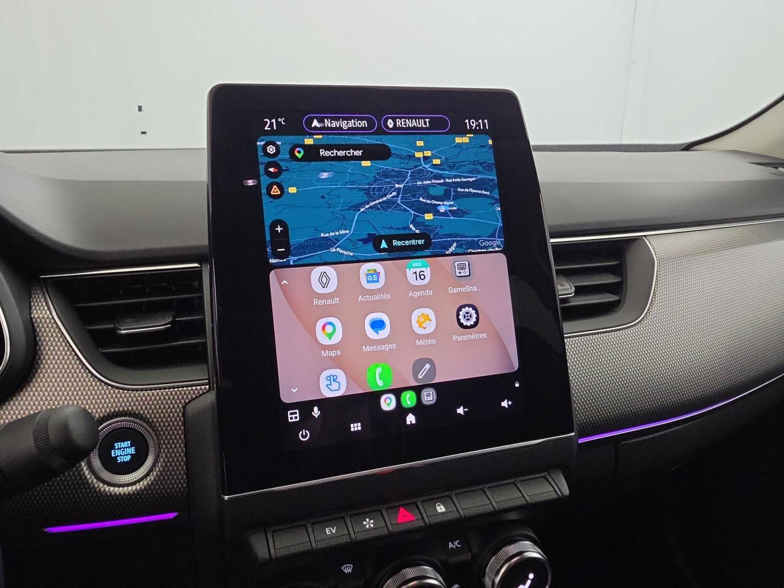 Vente en ligne Renault Arkana  E-Tech hybride 145 - 22 au prix de 21 990 €