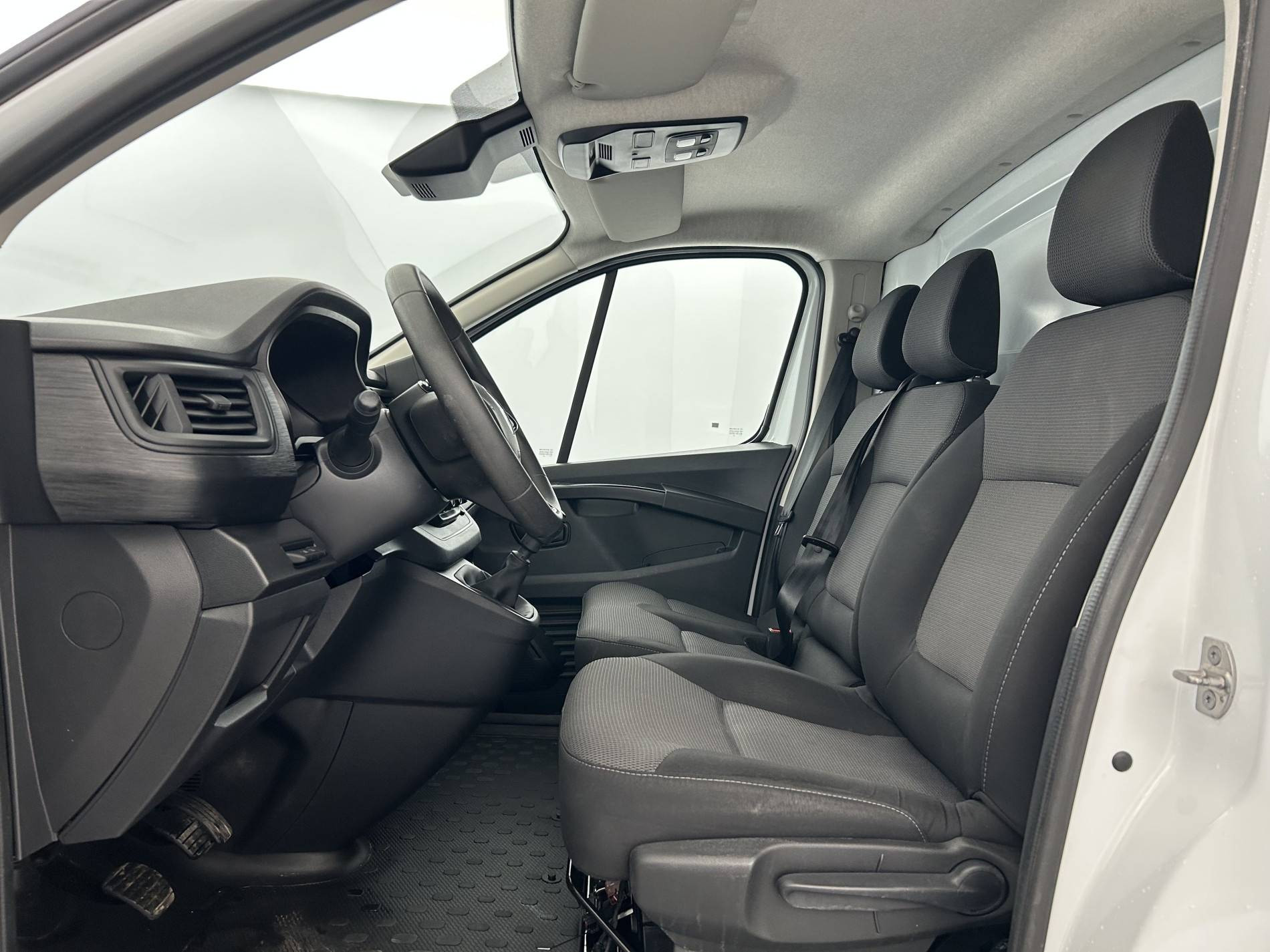 Vente en ligne Renault Trafic 3 Fourgon TRAFIC FGN L1H1 2800 KG BLUE DCI 110 au prix de 20 790 €