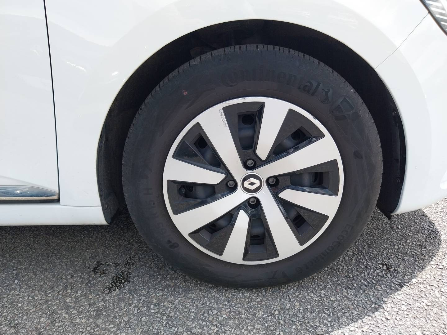 Vente en ligne Renault Clio 5 Clio TCe 90 au prix de 14 990 €