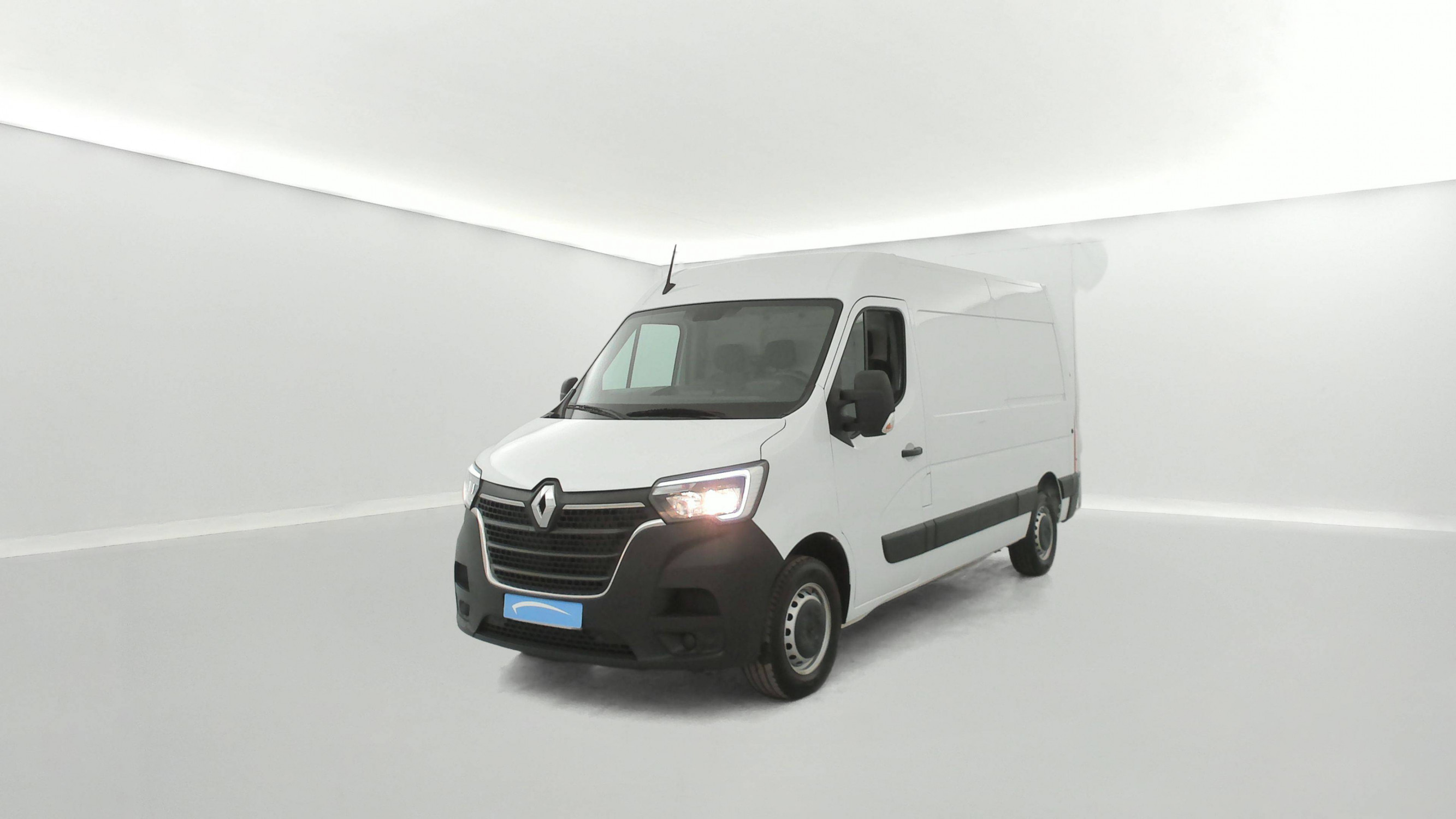 Renault Master Fourgon MASTER FGN TRAC F3500 L2H2 BLUE DCI 135 occasion de 2024 en vente à Argentan