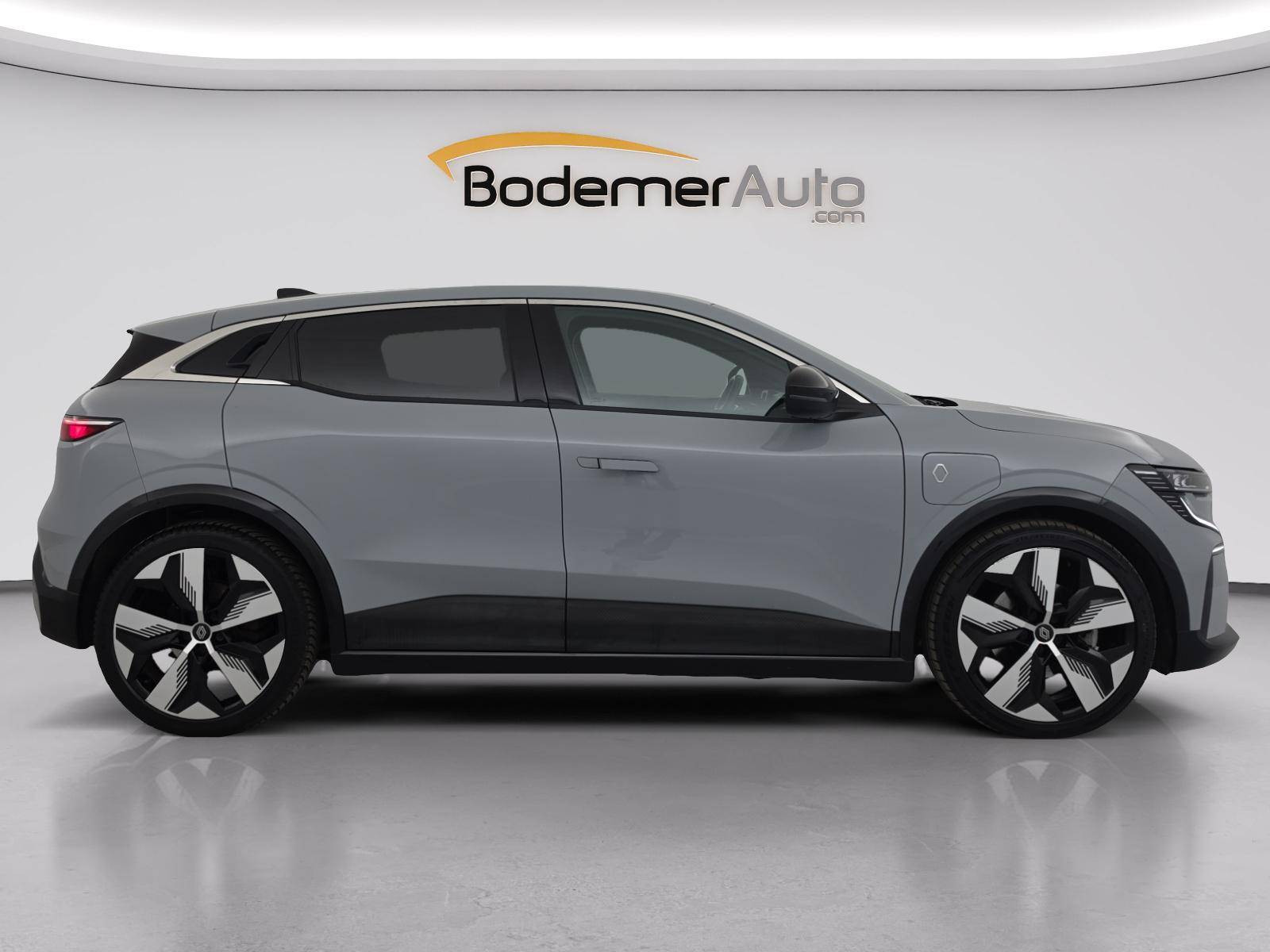 Vente en ligne Renault Megane E-Tech  EV60 220 ch super charge au prix de 24 990 €