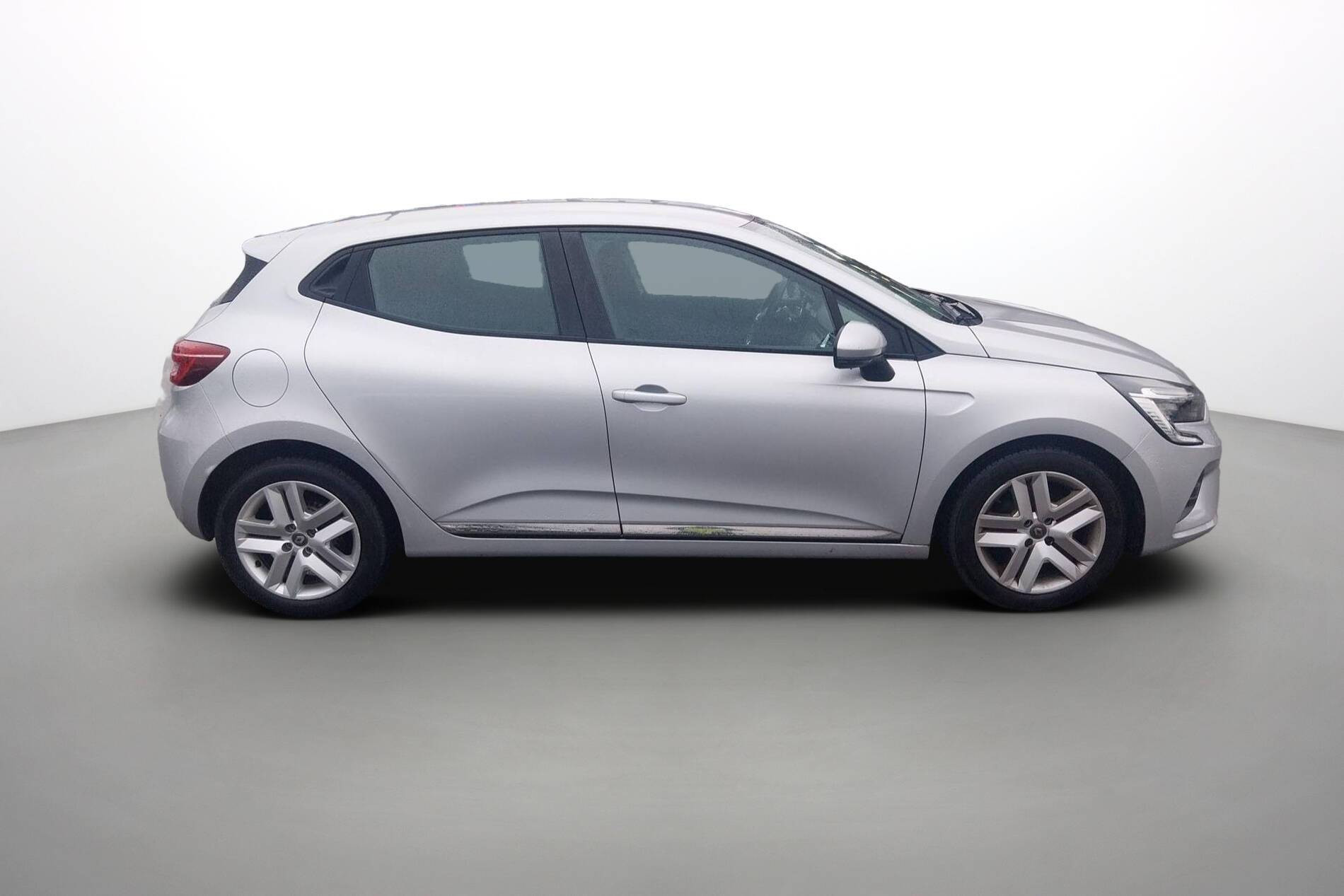 Vente en ligne Renault Clio 5 Clio TCe 90 - 21 au prix de 12 290 €