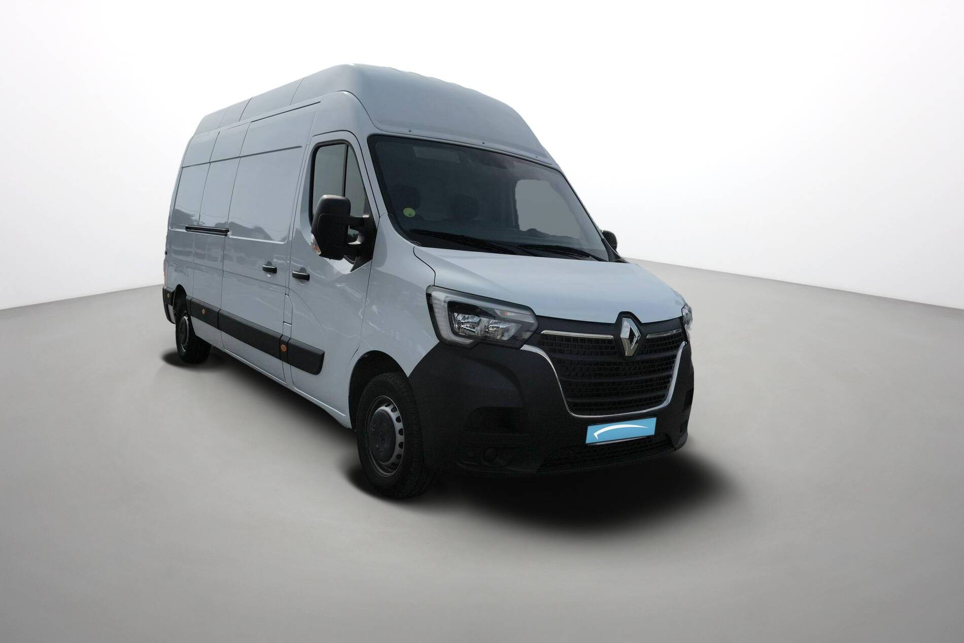Vente en ligne Renault Master Fourgon MASTER FGN TRAC F3500 L3H3 BLUE DCI 135 au prix de 28 990 €