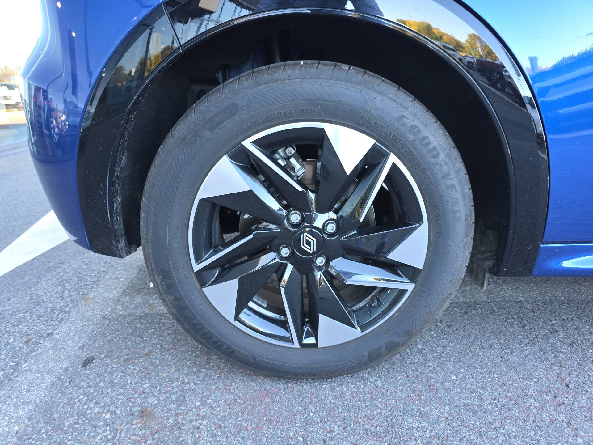 Vente en ligne Renault Clio 6 Clio E-Tech full hybrid 160 ch au prix de 25 900 €