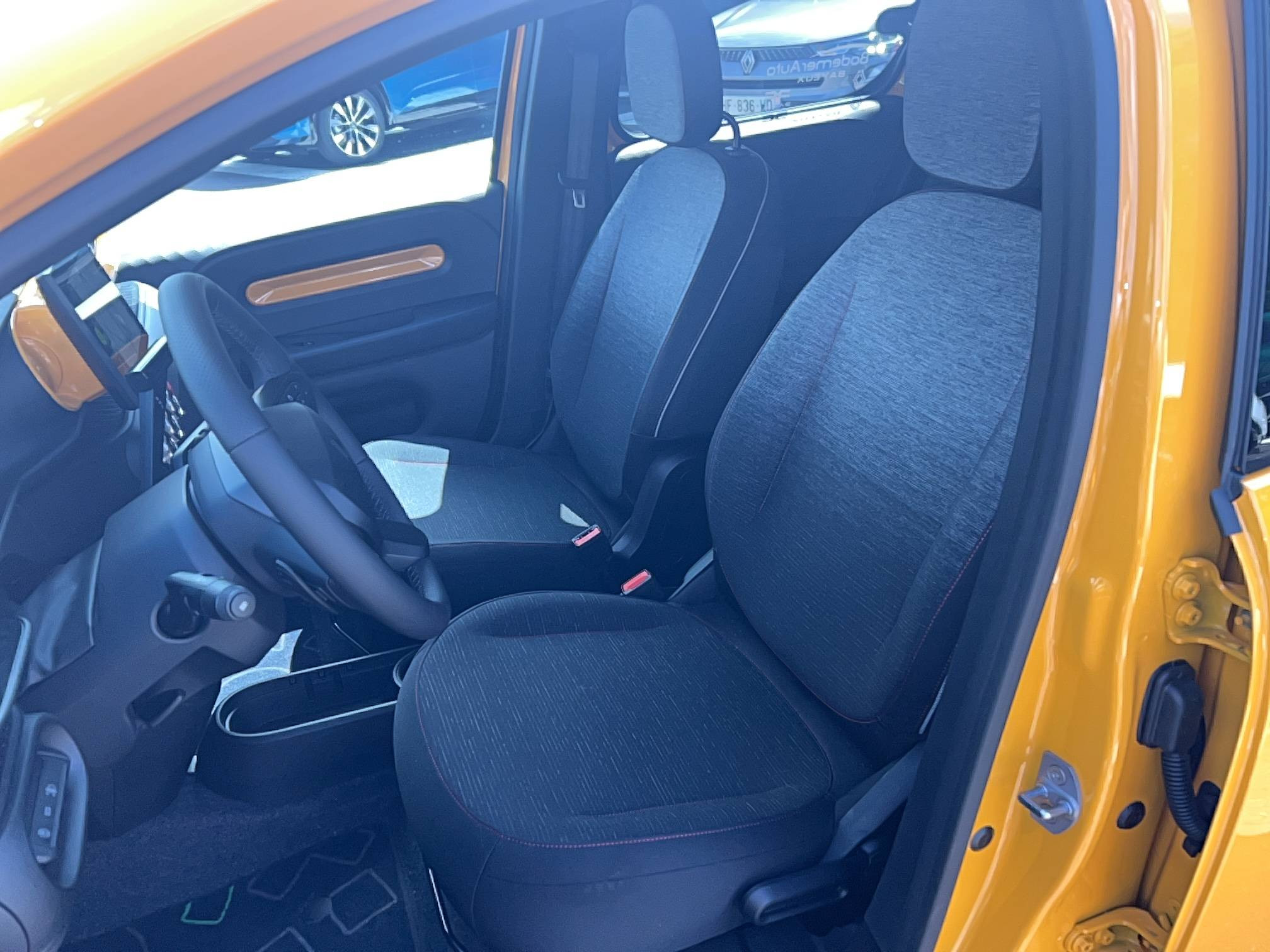 Vente en ligne Renault Twingo Electrique  80 ch autonomie urbaine au prix de 20 290 €