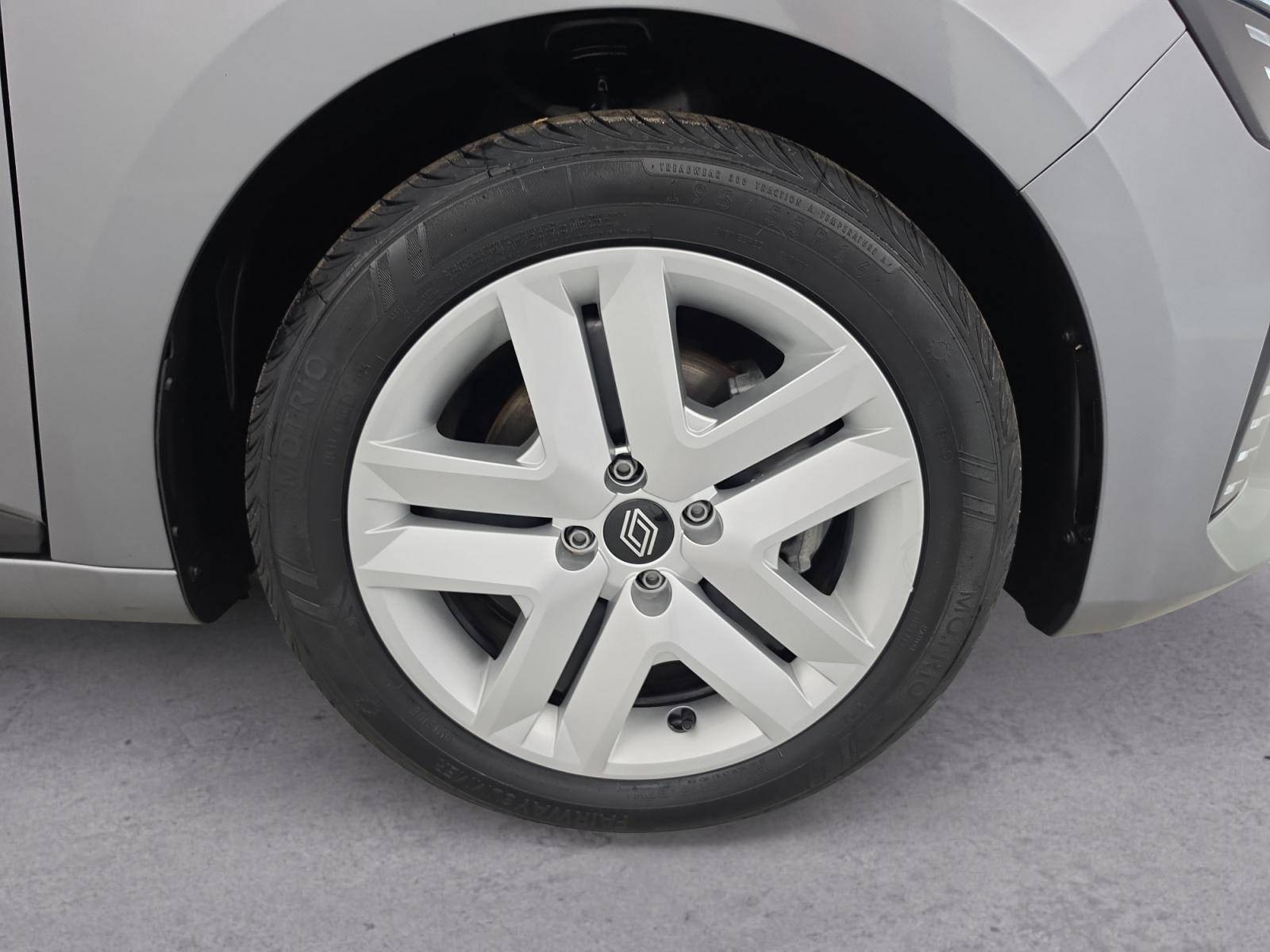 Vente en ligne Renault Clio 5 Clio Blue dCi 100 ch GSR2 au prix de 16 990 €