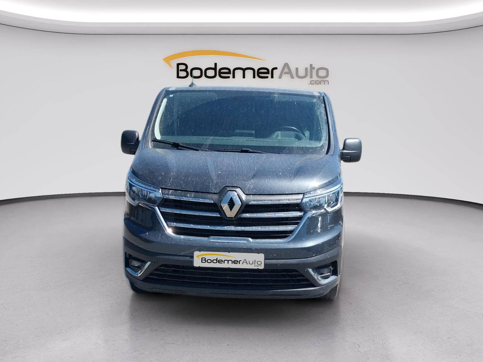 Vente en ligne Renault Trafic Cabine Approfondie TRAFIC CA L2H1 3000 KG BLUE DCI 170 au prix de 29 990 €