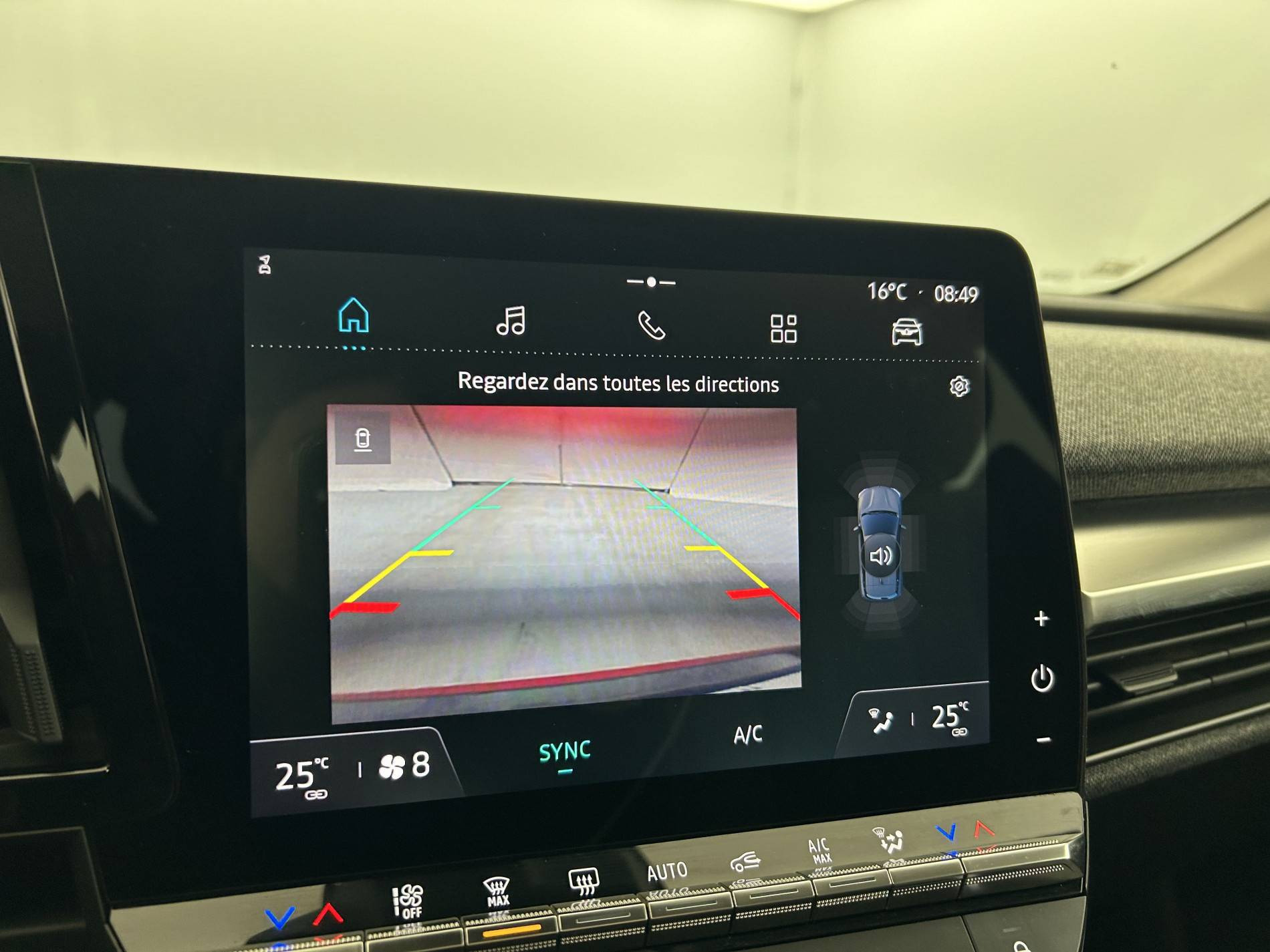 Vente en ligne Renault Megane E-Tech  EV40 130ch standard charge au prix de 18 490 €