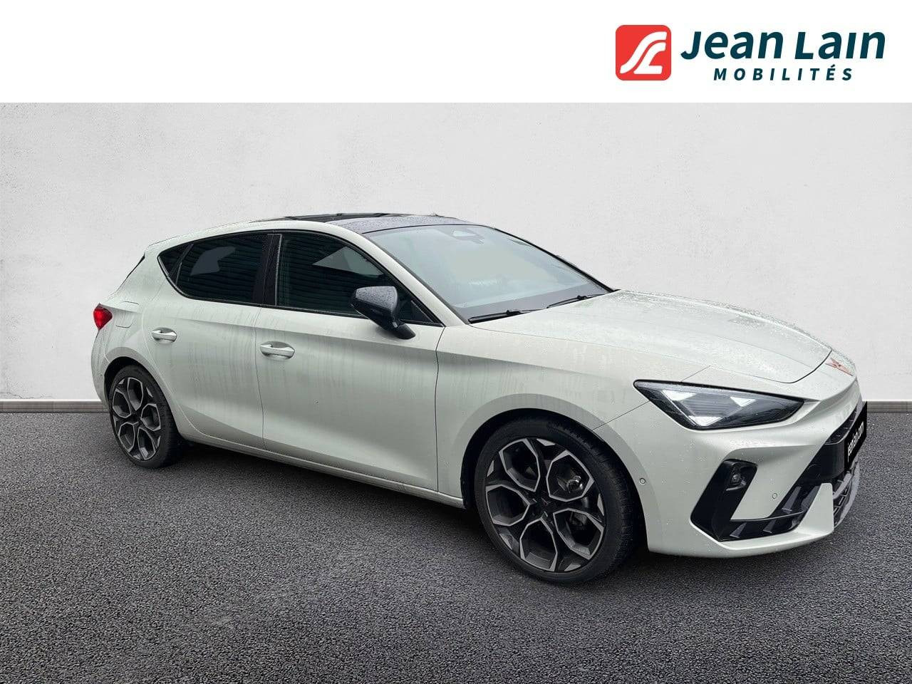 Vente en ligne CUPRA LEON Leon 1.5 eTSI Hybrid 150 ch DSG7 V de 2025 au prix de 40 050 €