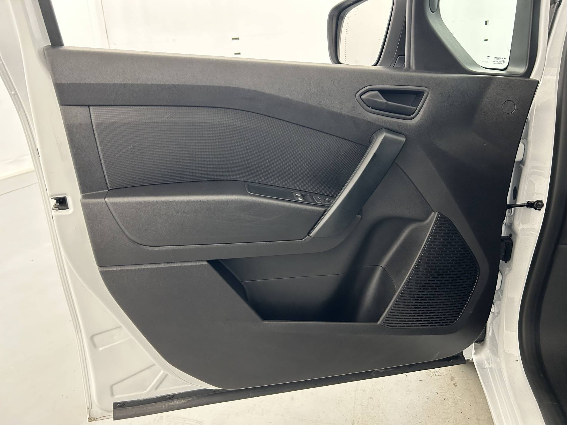 Vente en ligne Renault Kangoo Van  TOLE L1 BLUE DCI 75 GSR2 au prix de 17 790 €