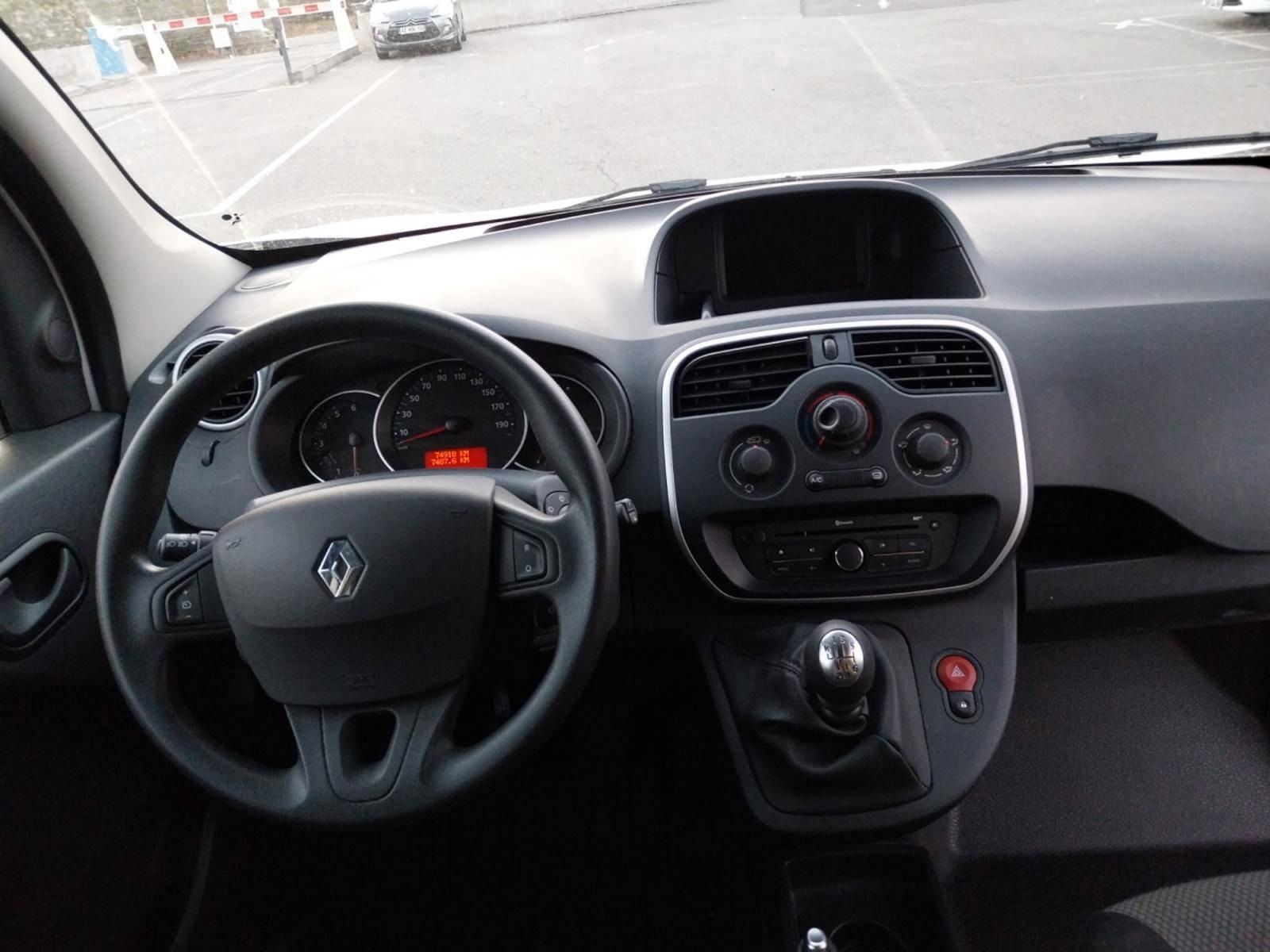 Vente en ligne Renault Kangoo Express  BLUE DCI 95 au prix de 11 990 €