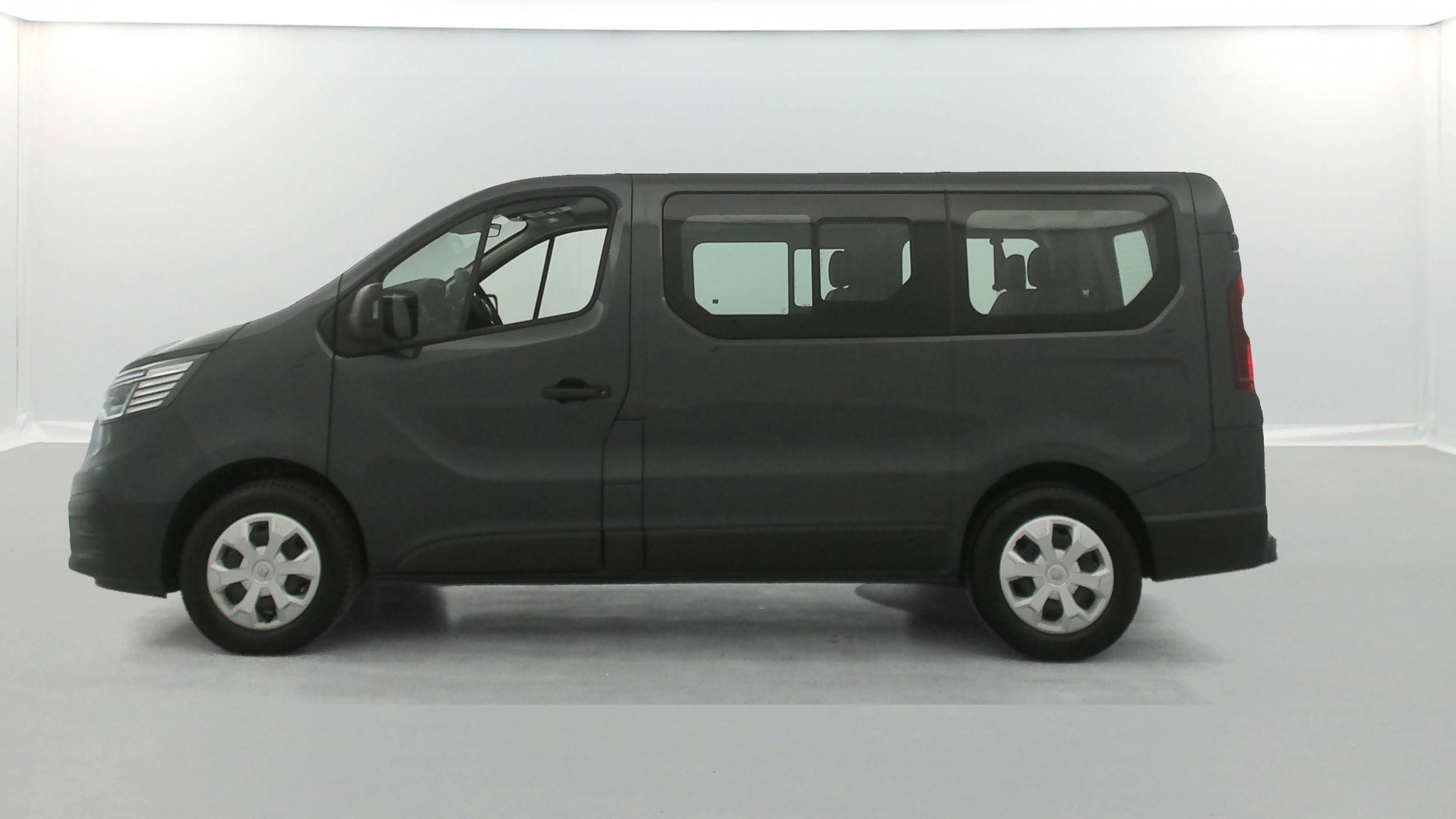 Vente en ligne Renault Trafic  L1 dCi 150 Energy S&S au prix de 29 990 €