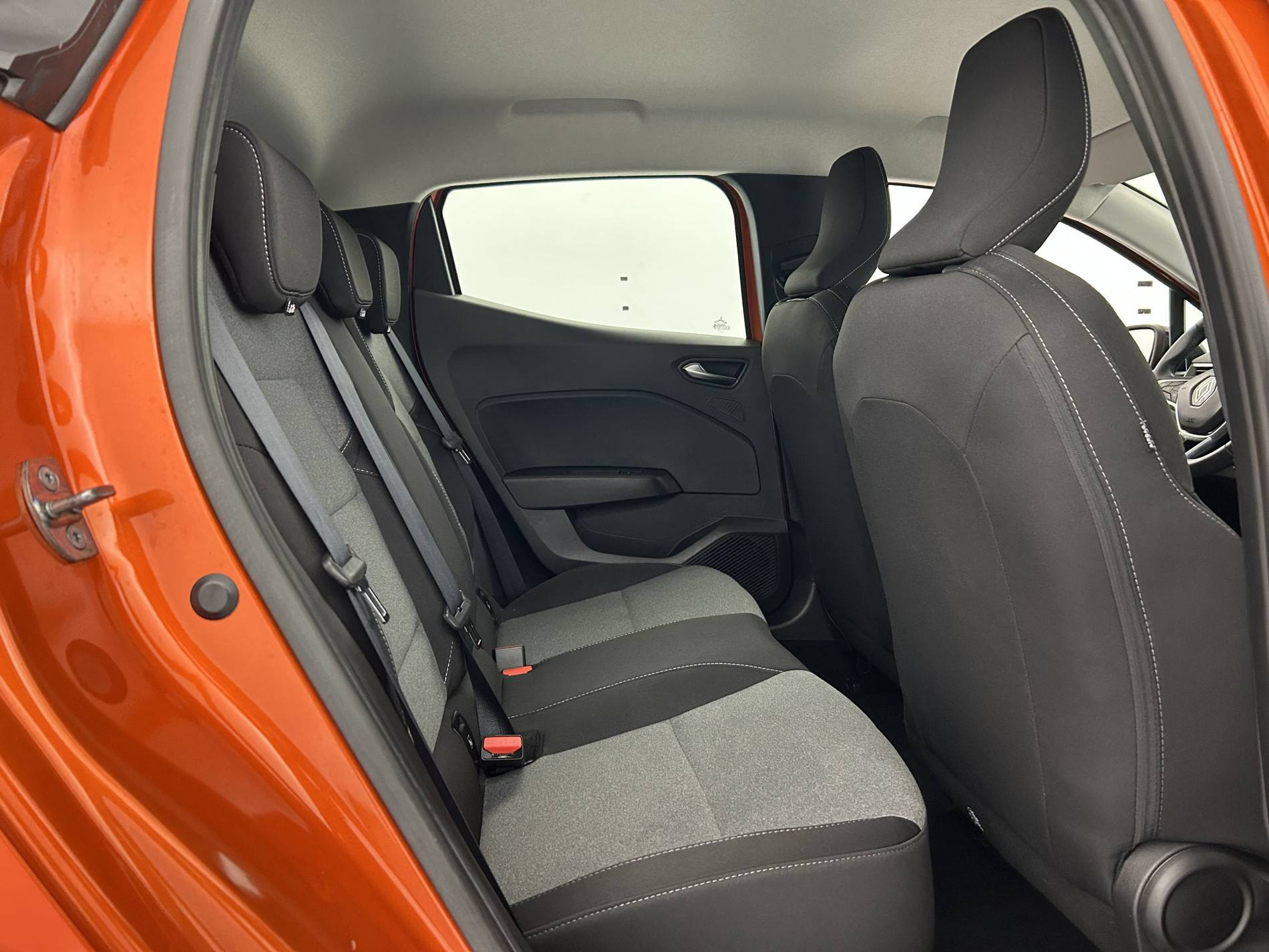 Vente en ligne Renault Clio 5 Clio TCe 90 au prix de 15 490 €