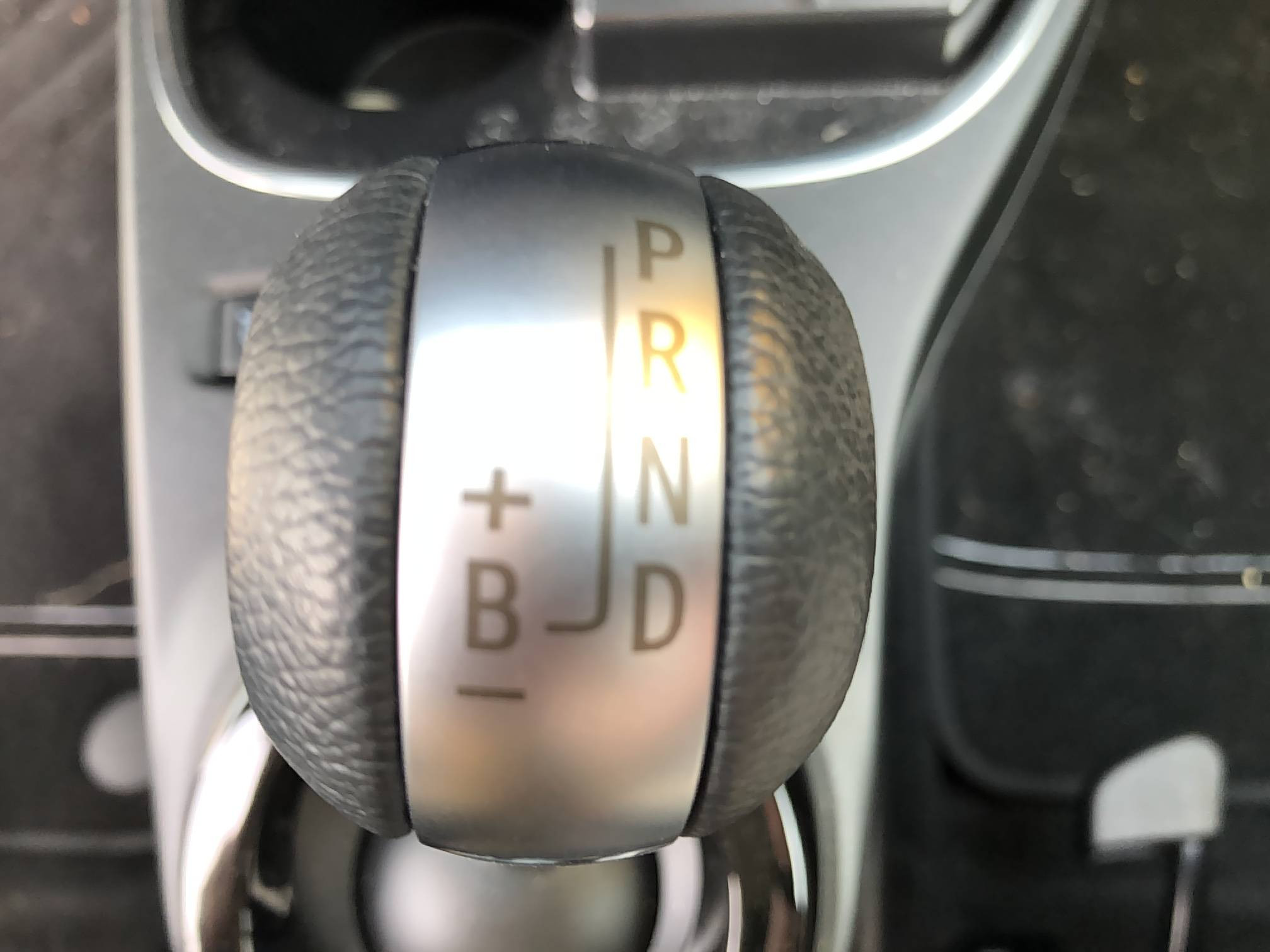 Vente en ligne Renault Twingo Electrique Twingo III E-Tech au prix de 15 990 €
