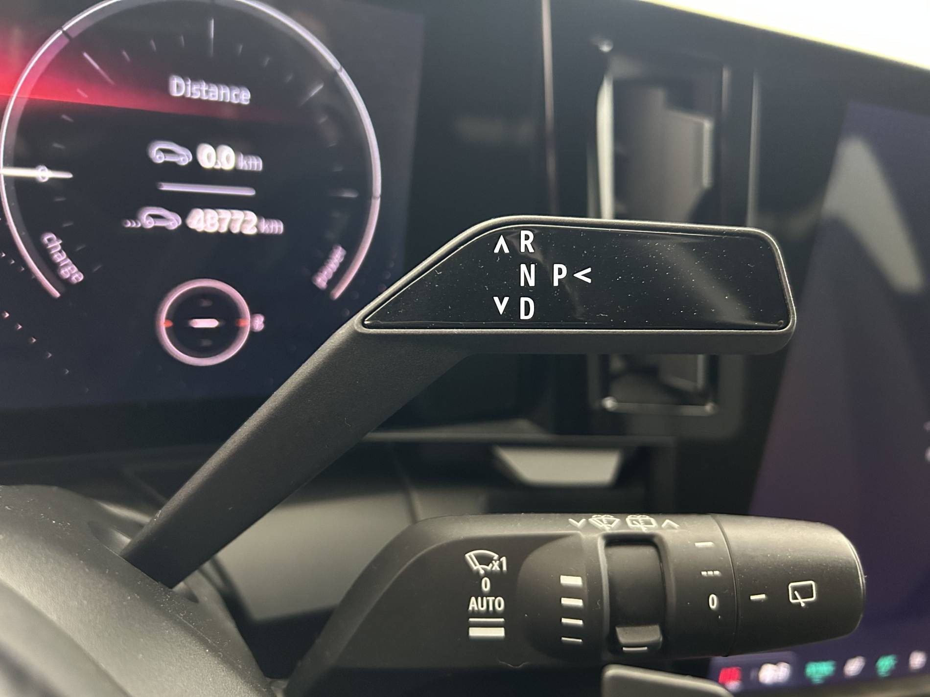 Vente en ligne Renault Megane E-Tech  EV40 130ch standard charge au prix de 18 990 €