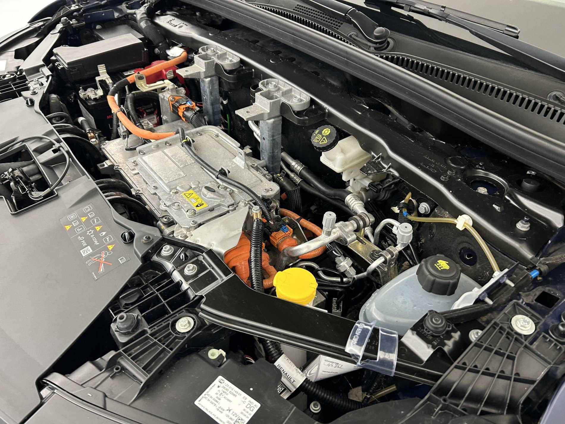 Vente en ligne Renault Megane E-Tech  EV40 130ch standard charge au prix de 18 490 €