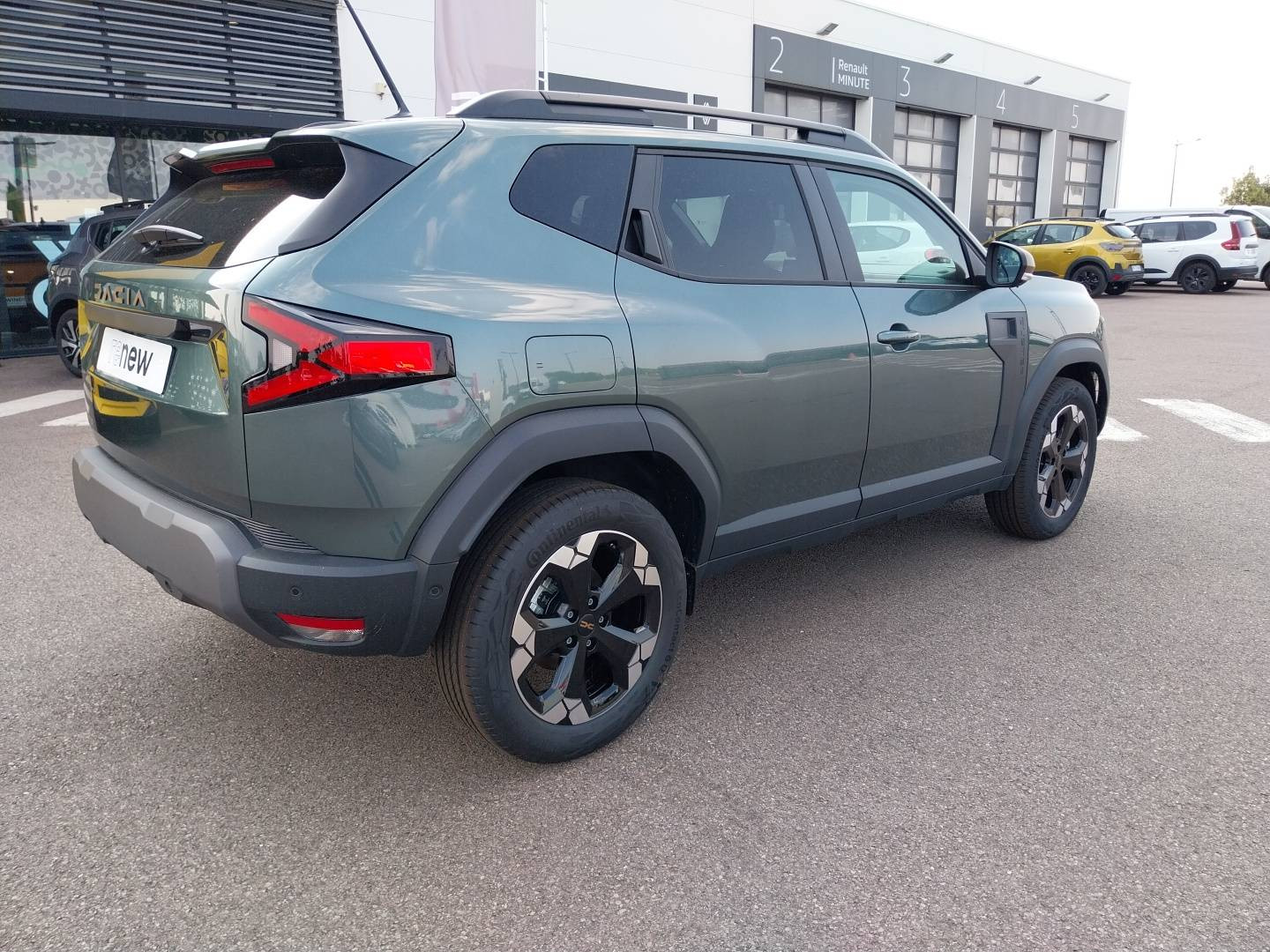 Vente en ligne Dacia Duster  Hybrid 155 au prix de 30 225 €