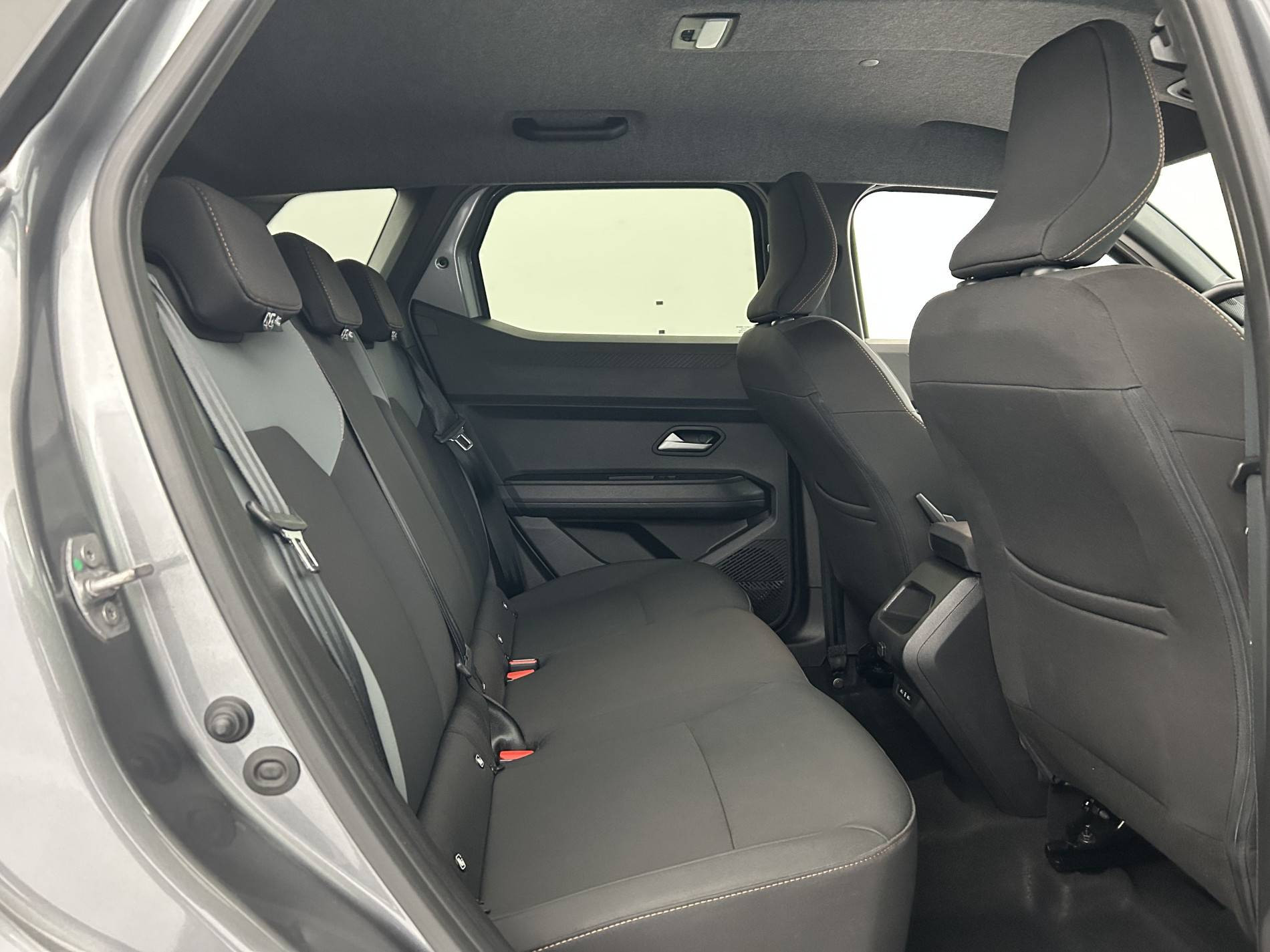 Vente en ligne Dacia Duster  Hybrid 140 au prix de 24 890 €