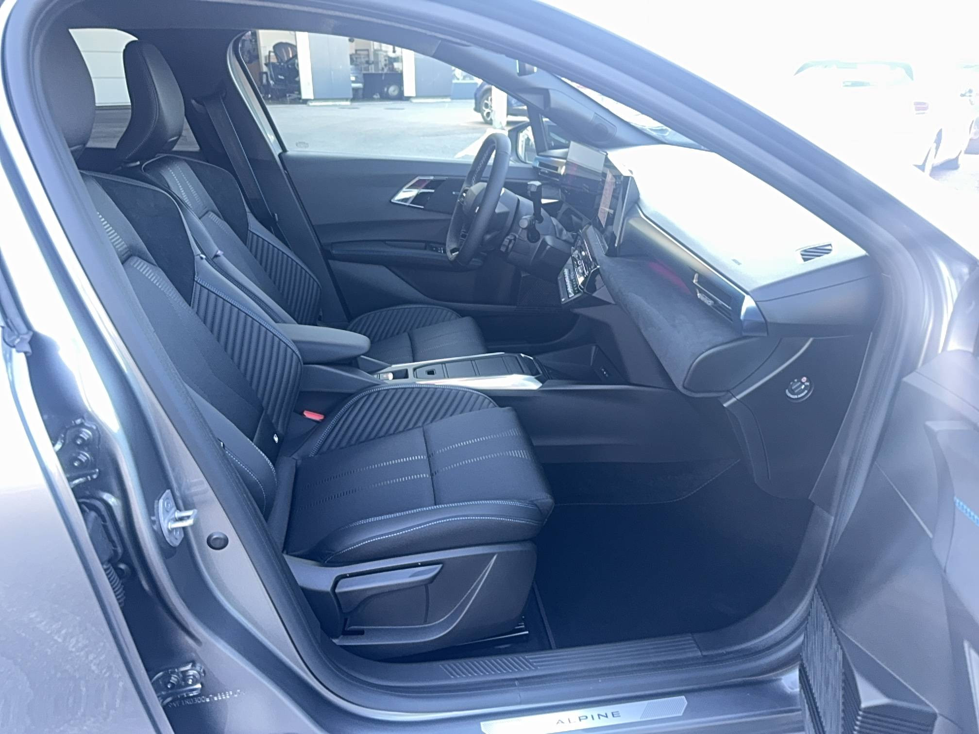 Vente en ligne Renault Clio 6 Clio E-Tech full hybrid 160 ch au prix de 28 490 €