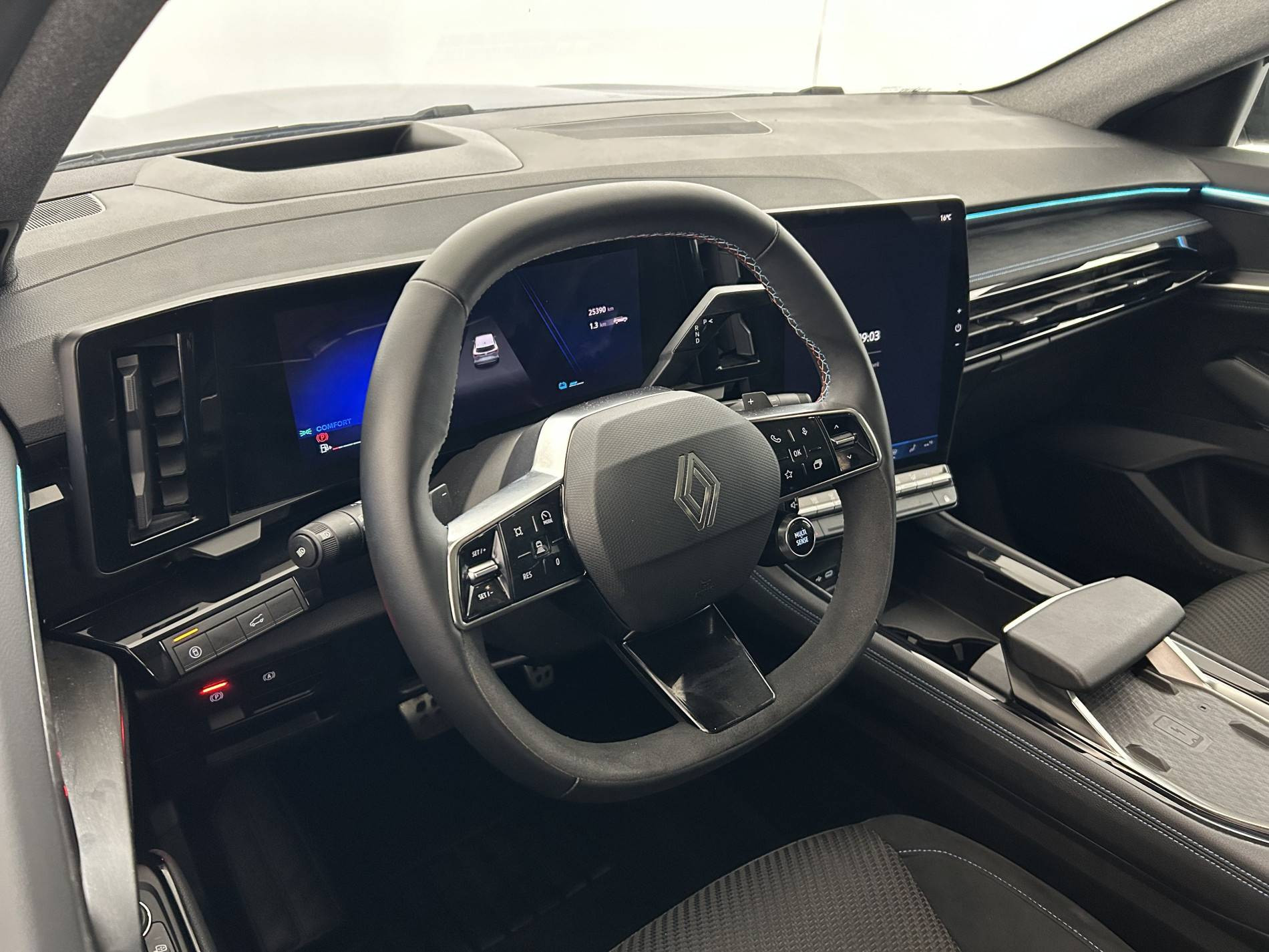 Vente en ligne Renault Espace Espace E-Tech full hybrid 200 GSR2 au prix de 33 990 €