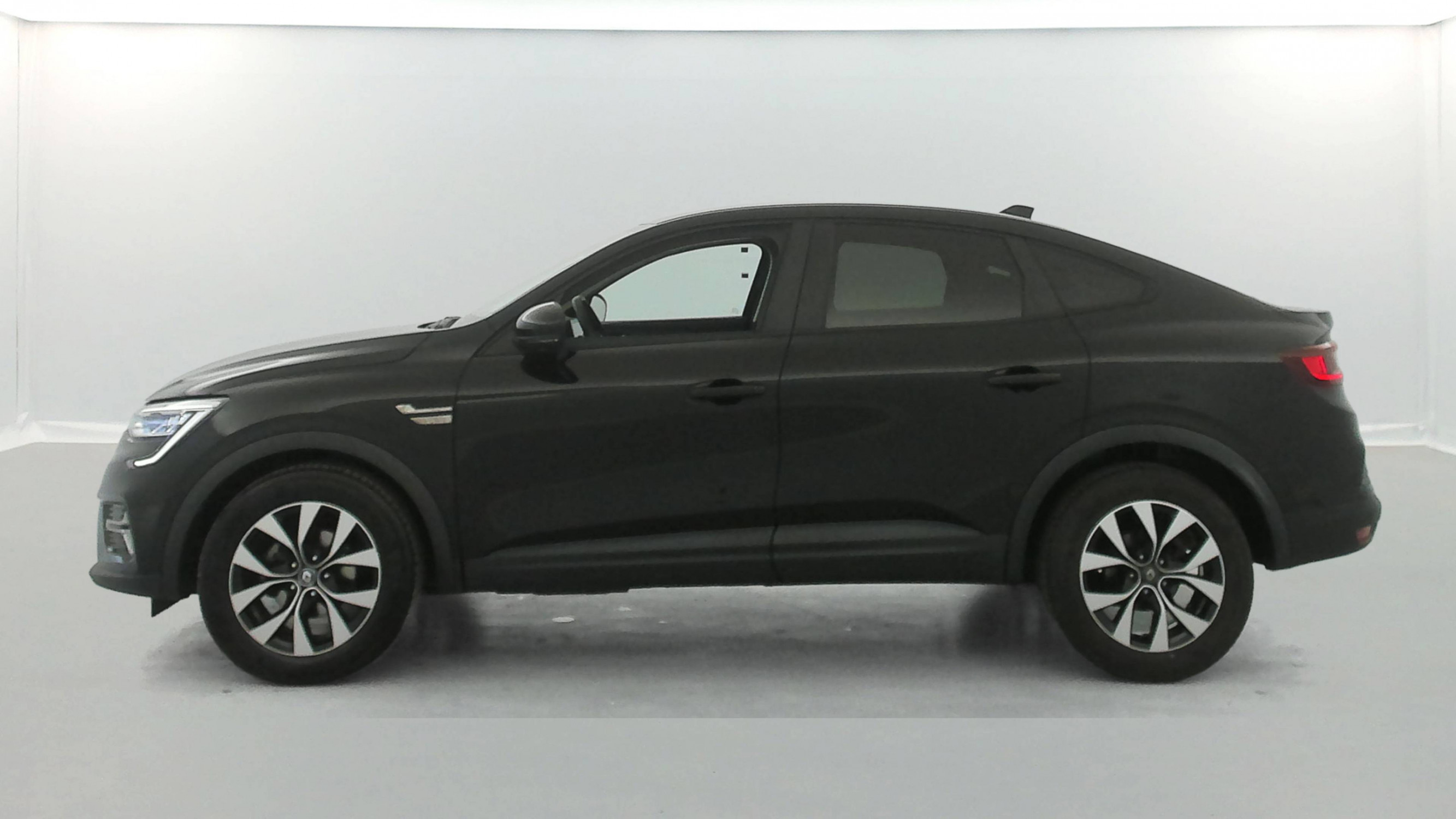 Vente en ligne Renault Arkana  mild hybrid 140 EDC FAP - 22 au prix de 19 990 €