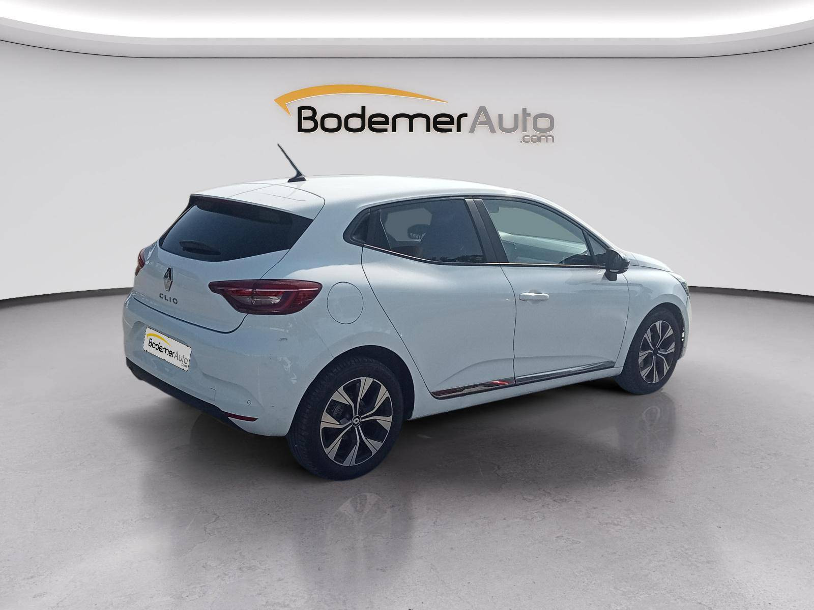 Vente en ligne Renault Clio 5 Clio SCe 65 au prix de 13 900 €