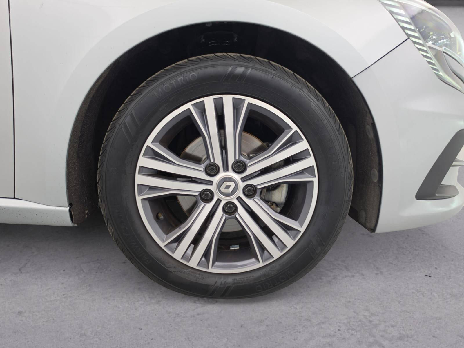 Vente en ligne Renault Megane 4  TCe 140 au prix de 15 490 €